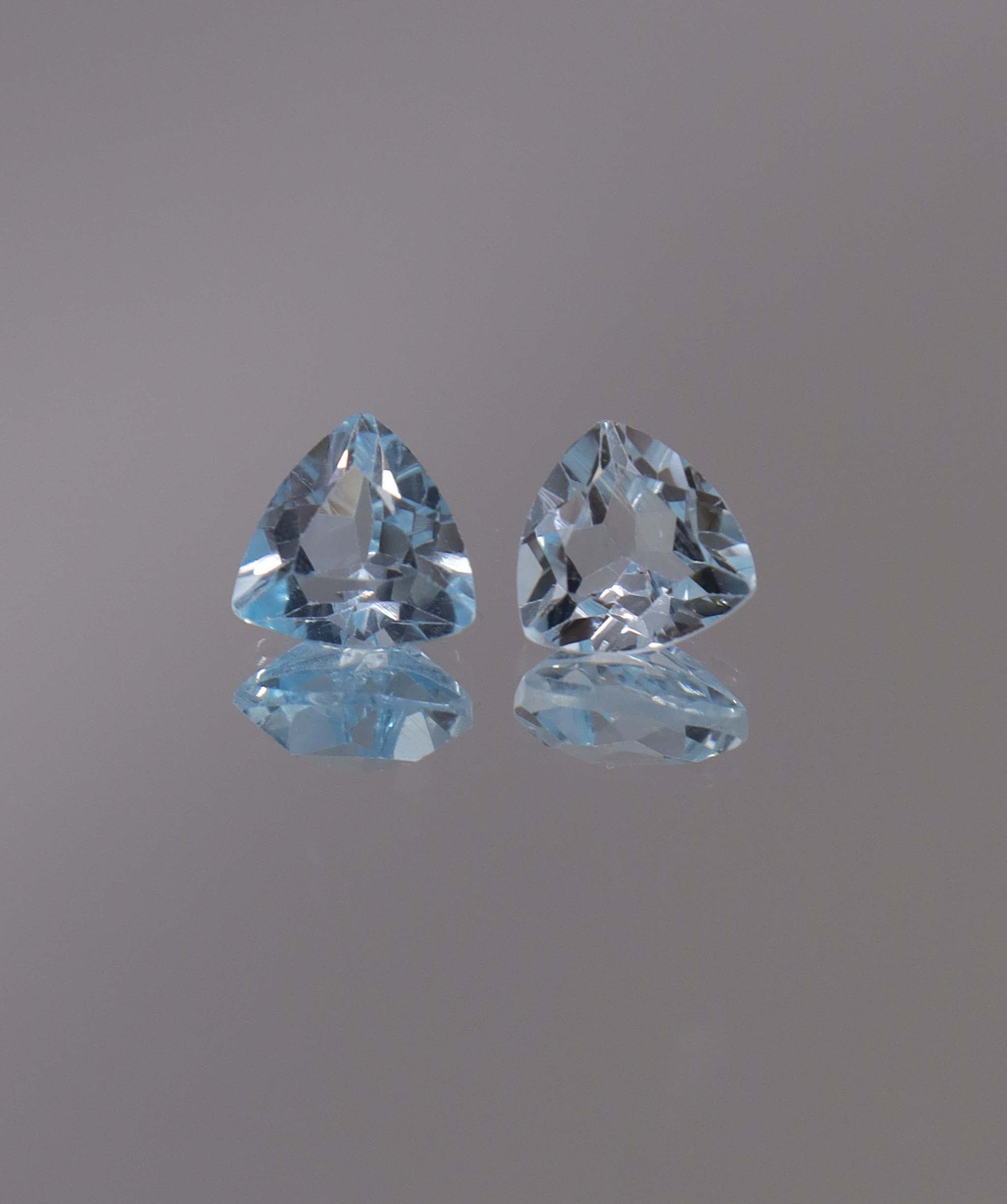 Luxury Promise 2.86ct Sky Blue Topaz Trillion pair DXBCS1225