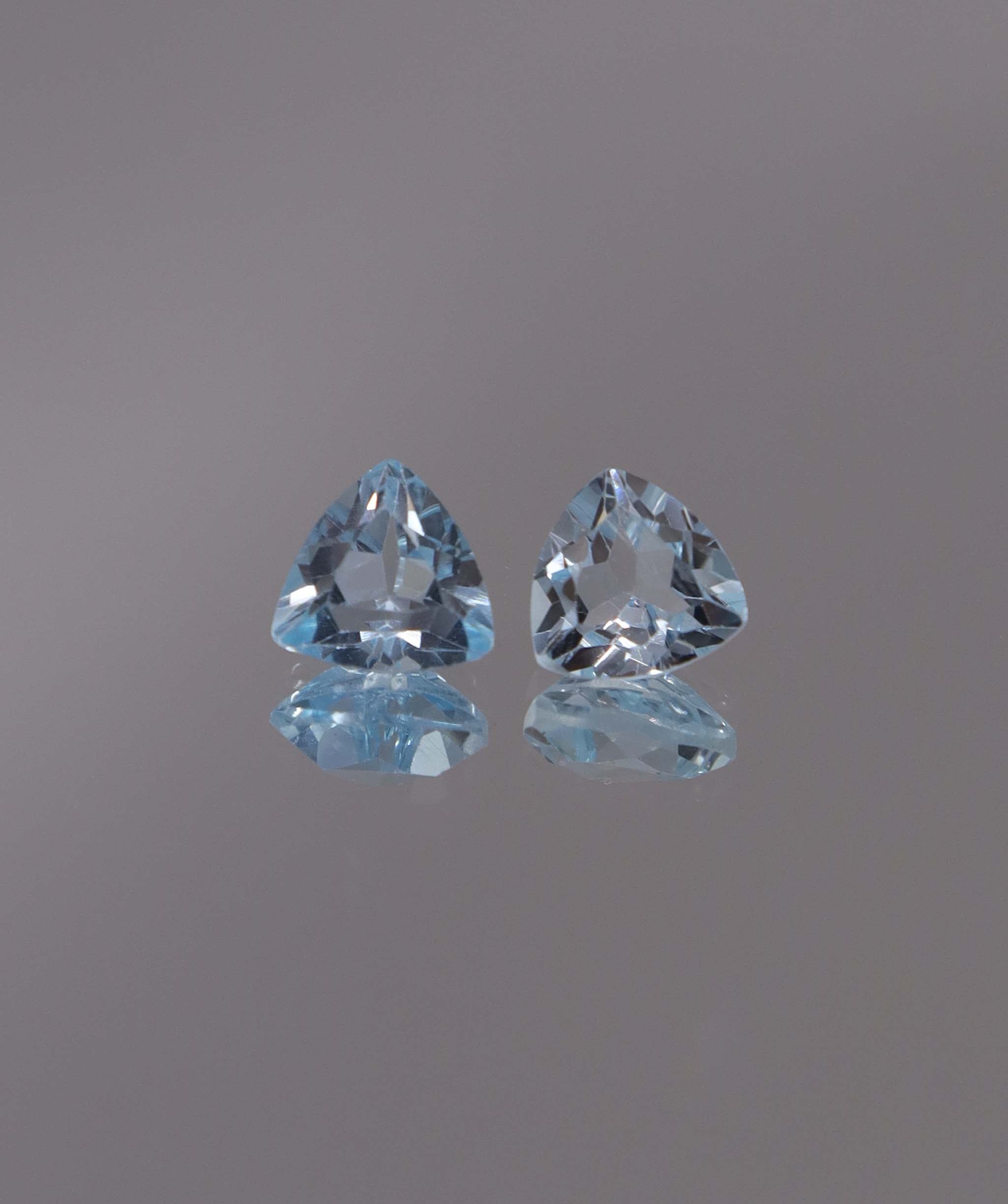 Luxury Promise 2.86ct Sky Blue Topaz Trillion pair DXBCS1225