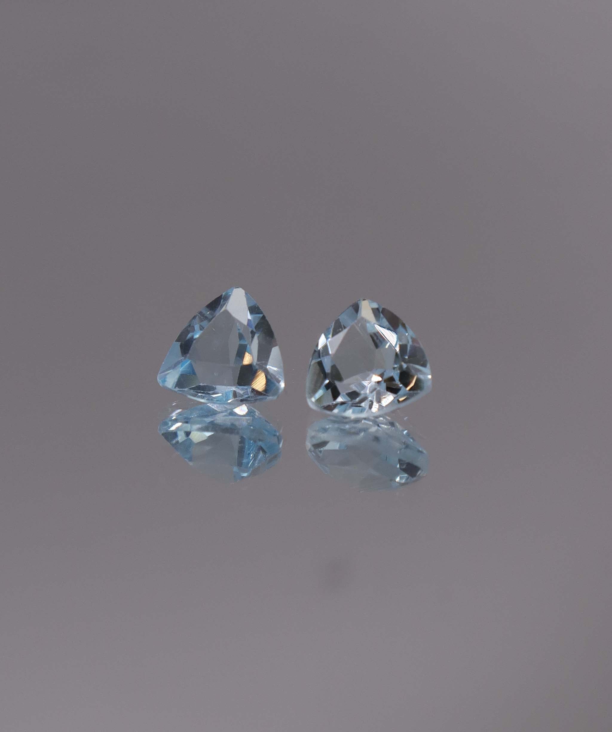 Luxury Promise 2.86ct Sky Blue Topaz Trillion pair DXBCS1225