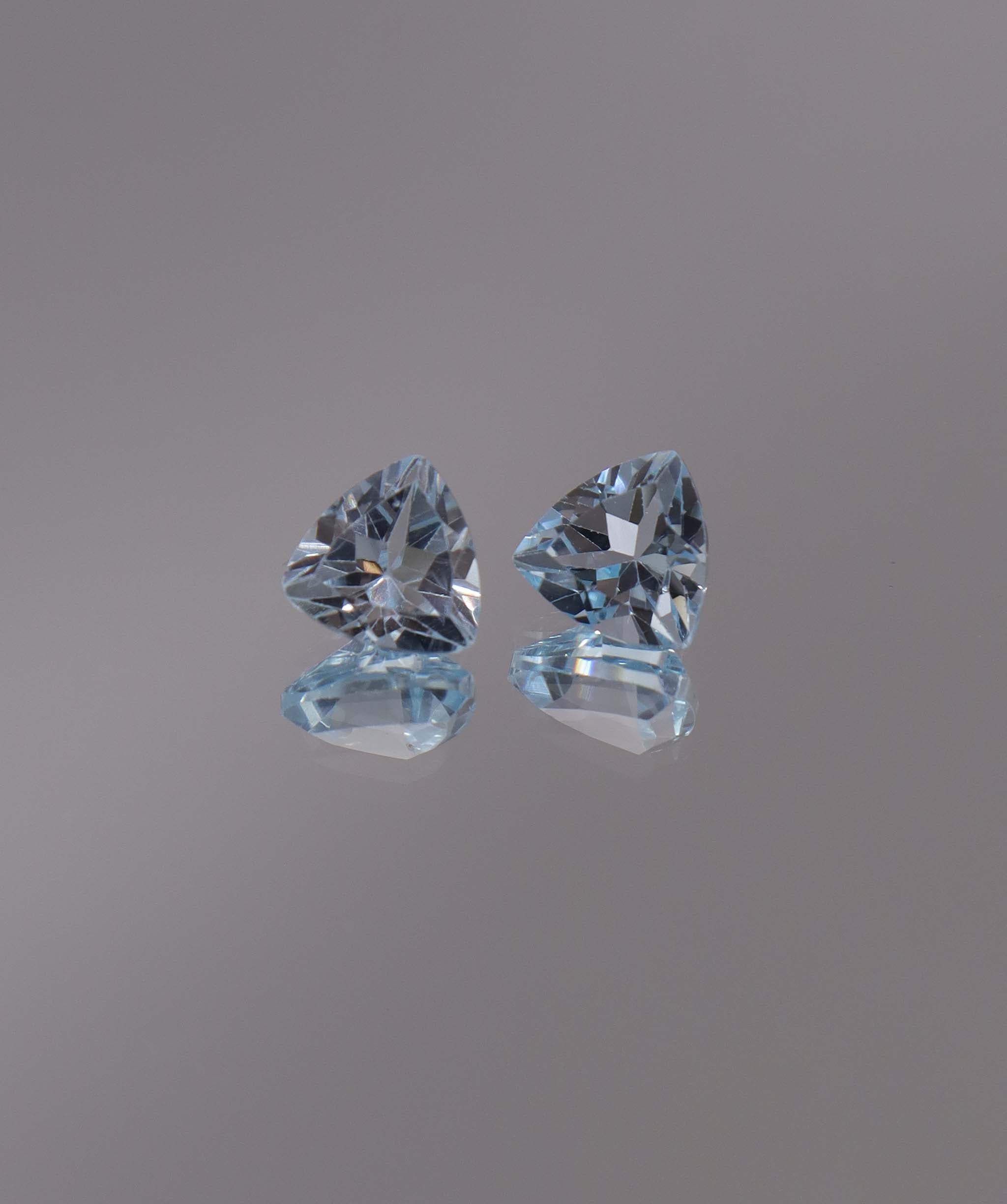 Luxury Promise 2.87ct Sky Blue Topaz Trillion pair DXBCS1202