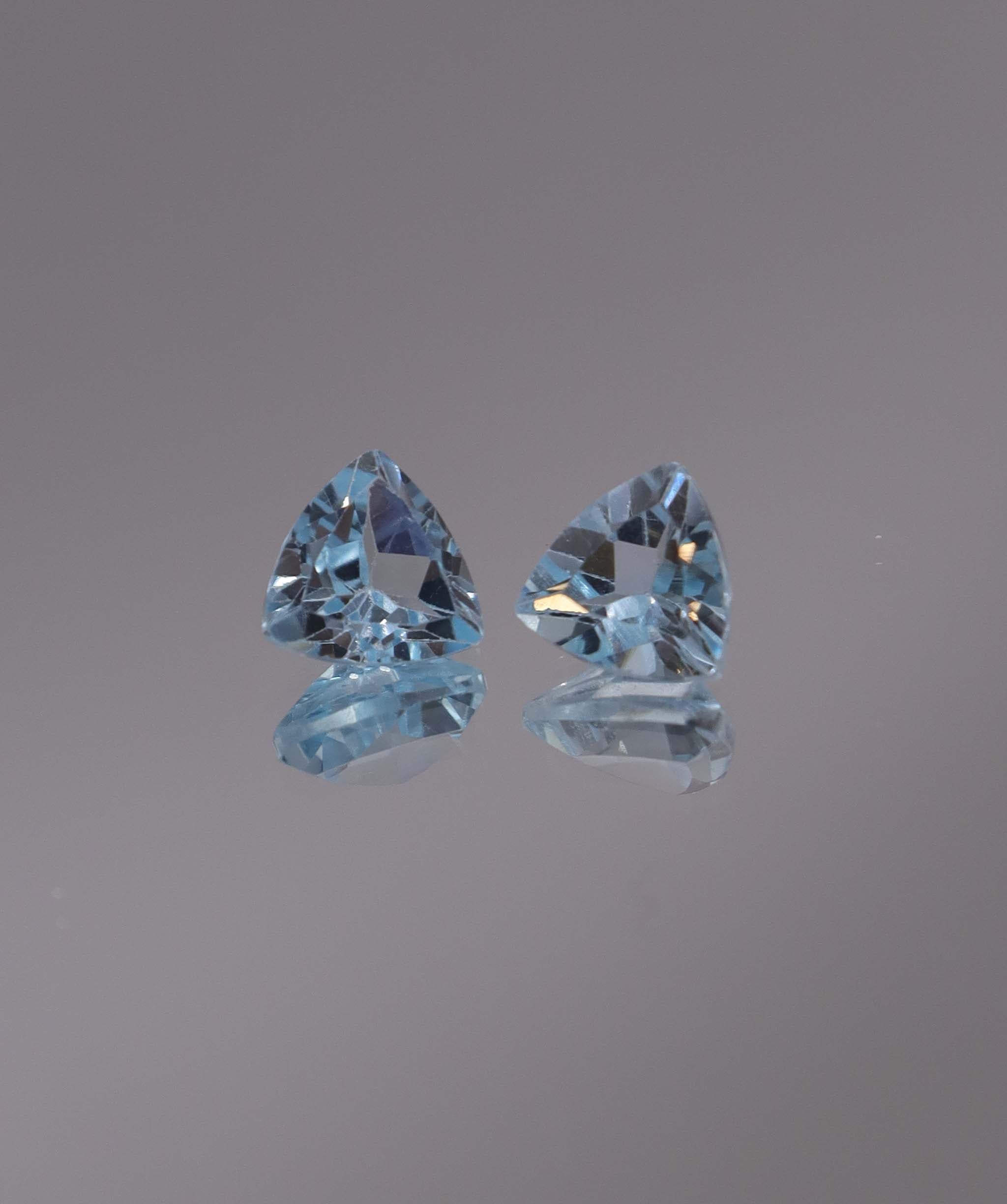Luxury Promise 2.92ct Sky Blue Topaz Trillion pair DXBCS1197