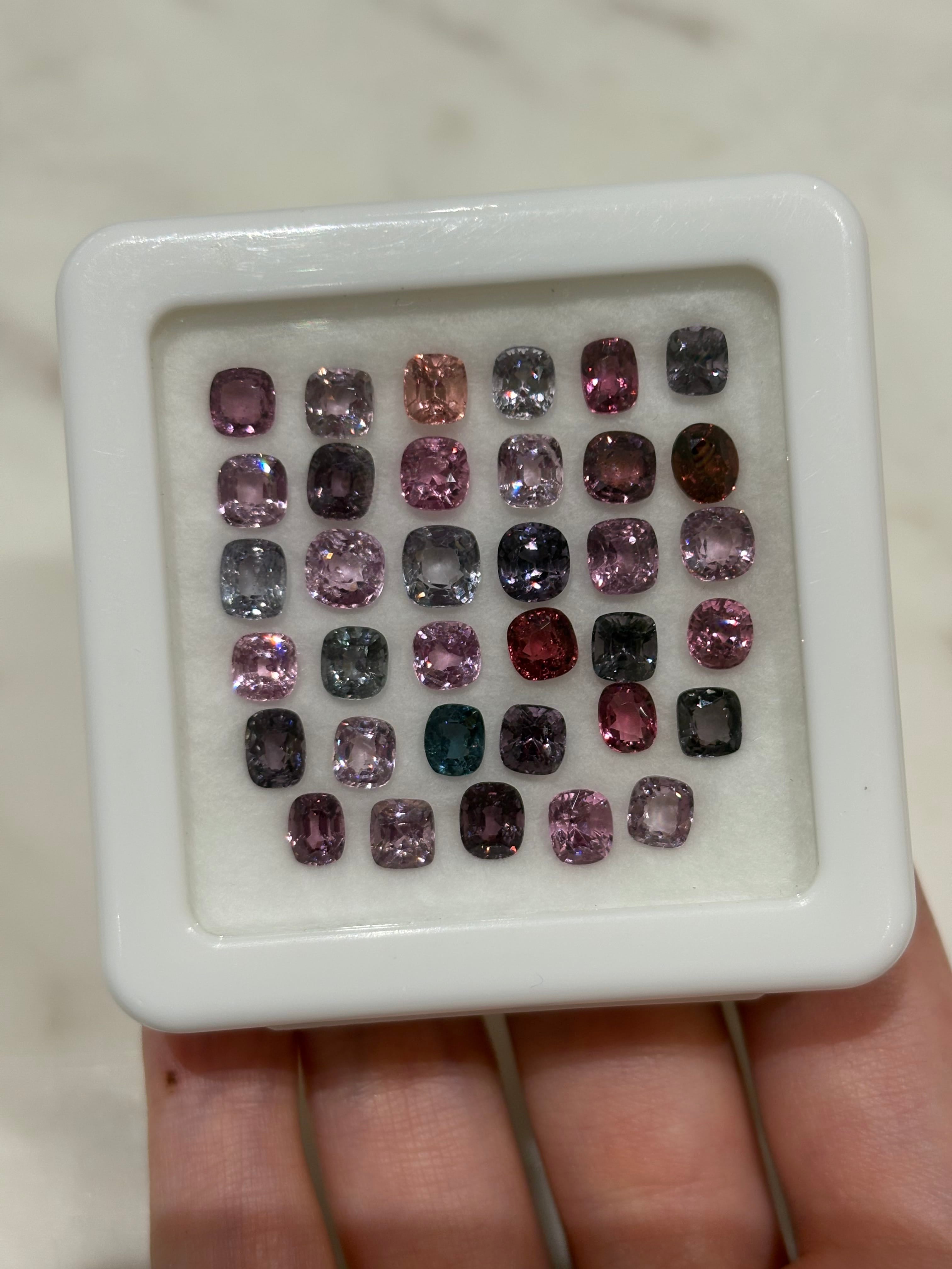 Luxury Promise 21.36ct Burma Spinel Set DXBCS4602