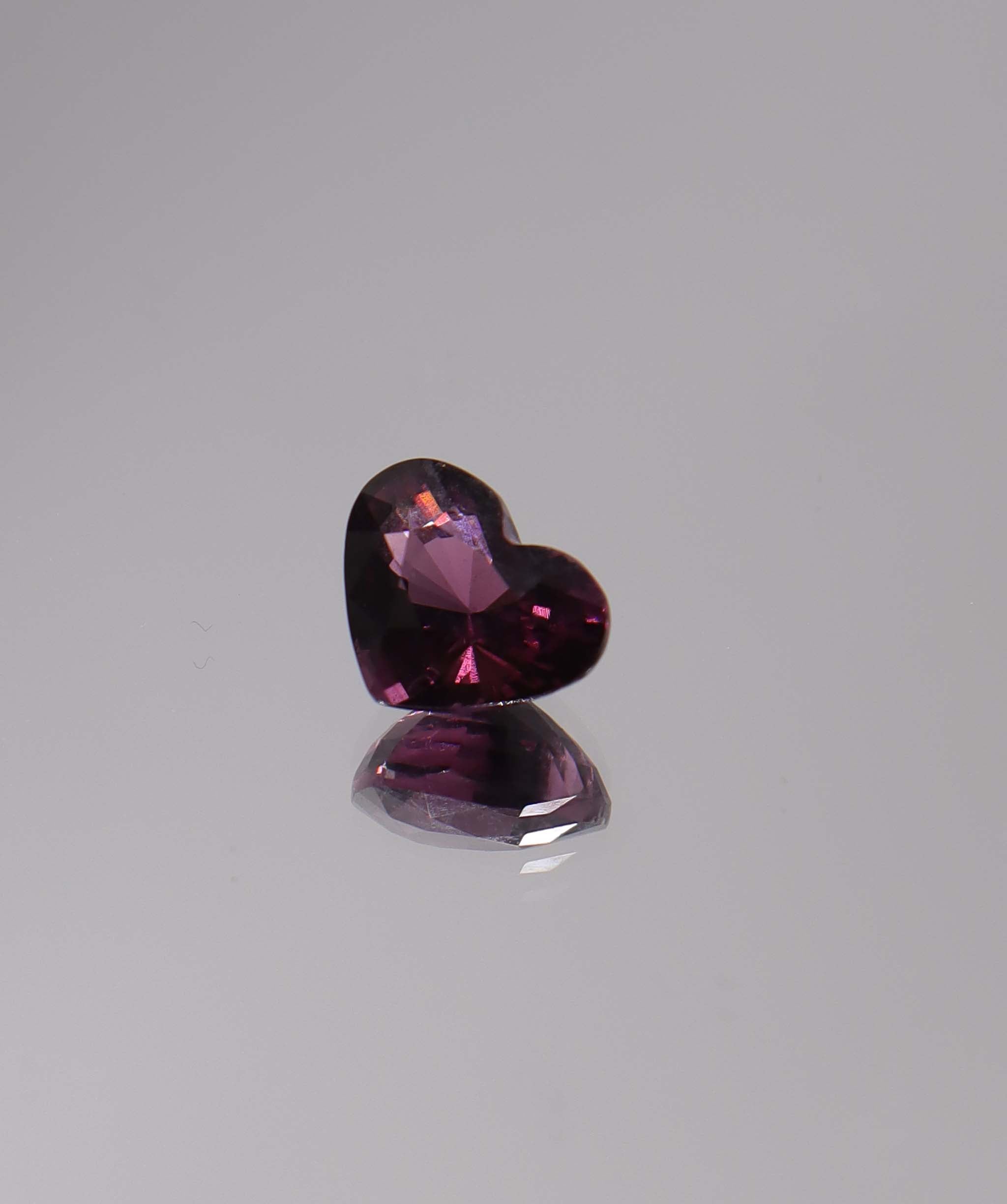 Luxury Promise 3.03ct Raspberry Love Spinel Heart DXBCS1521