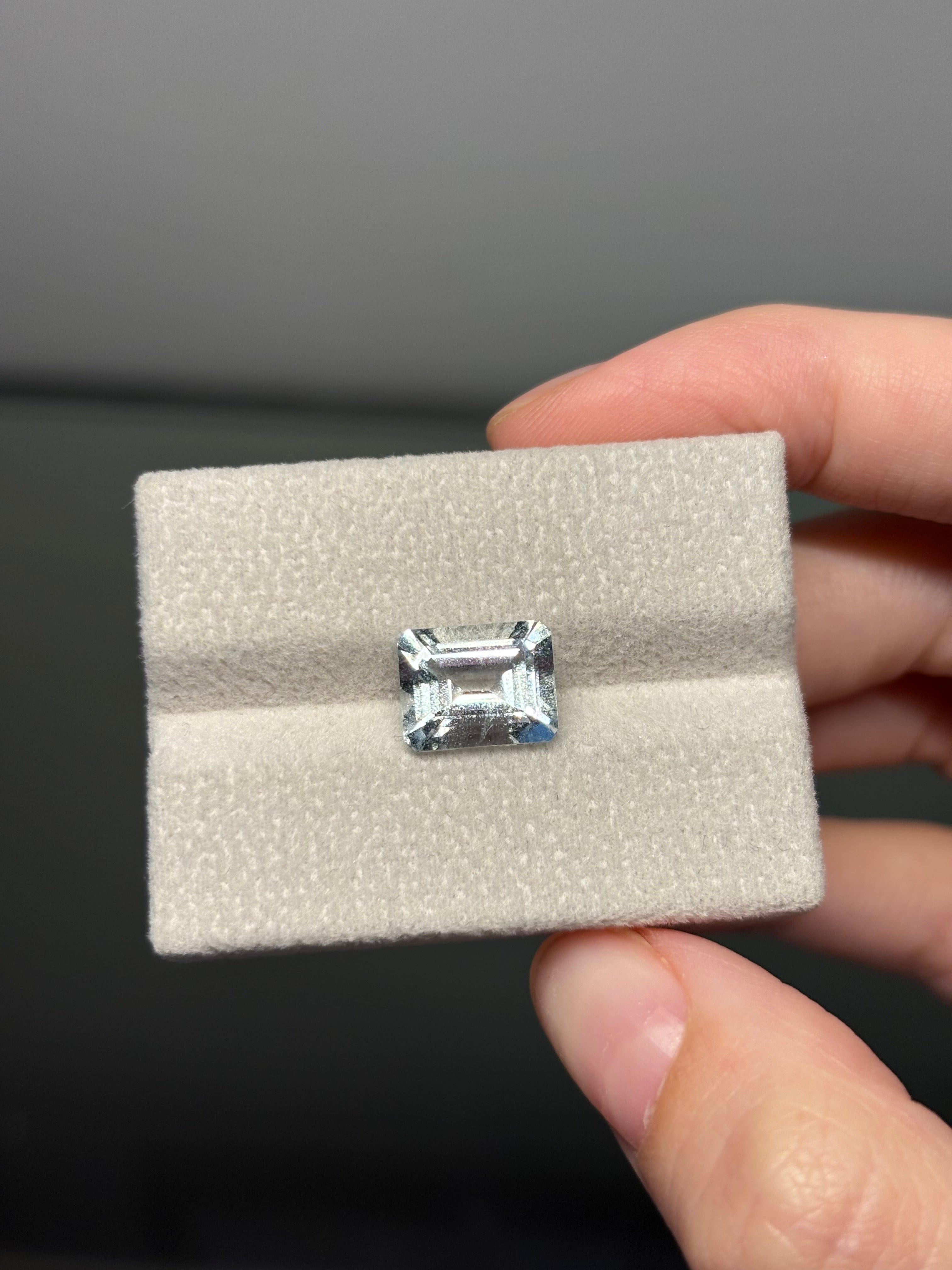Luxury Promise 3.06ct Aquamarine Emerald DXBCS0094