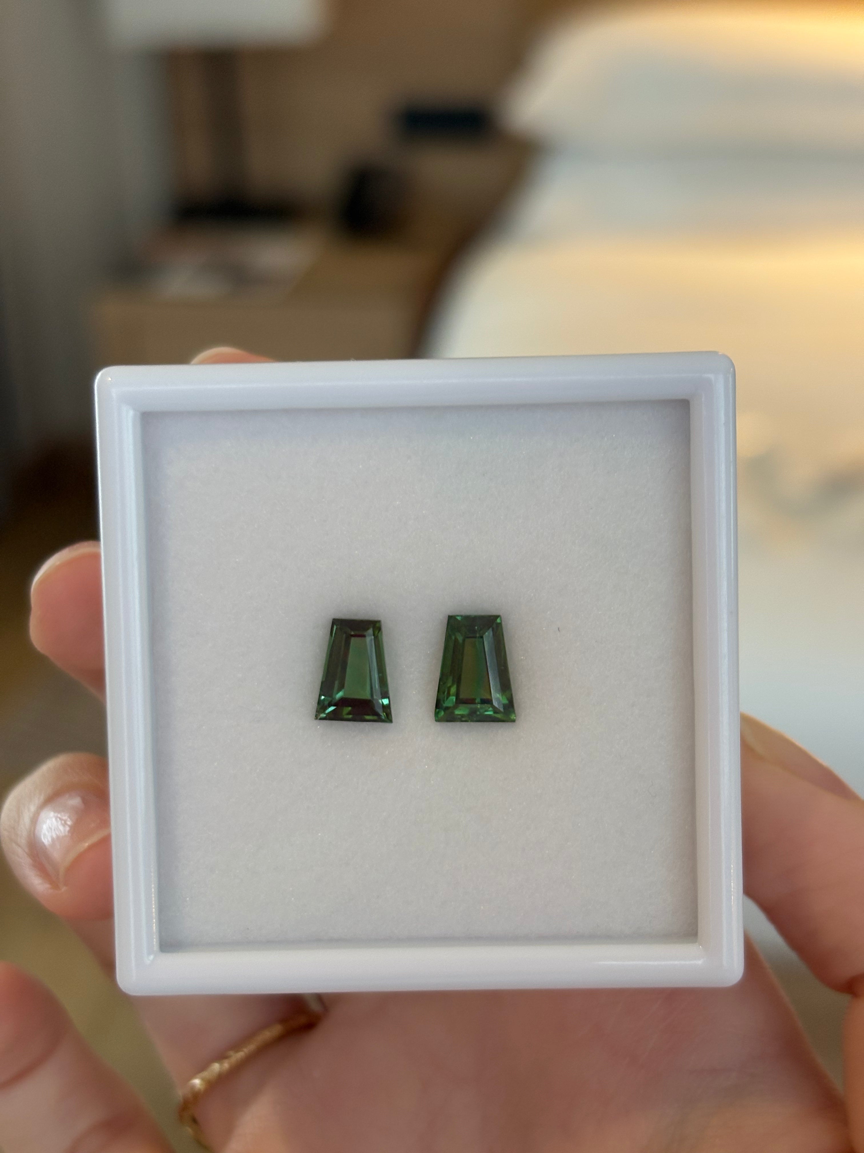 Luxury Promise 3.23ct Emerald Fancy Cut DXBCD0745