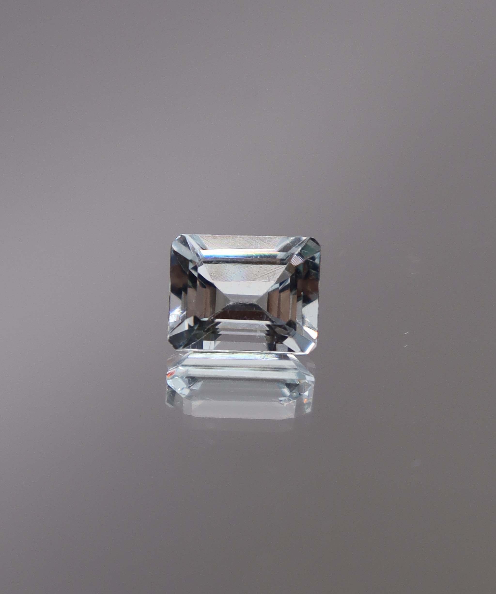 Luxury Promise 3.33ct Aquamarine Emerald DXBCS0100