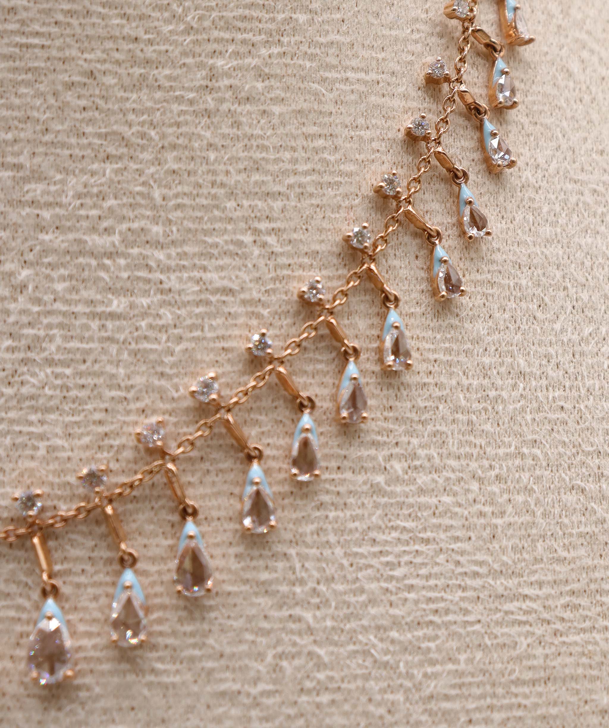 Luxury Promise 3.42CT PENDENT P-F60K