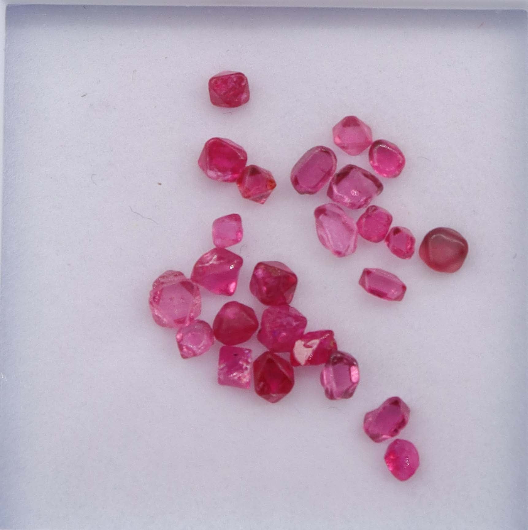 Luxury Promise 3.46ct Jedi Neon Pink Spinel Rough Crystals (25pcs) DXBCS2197