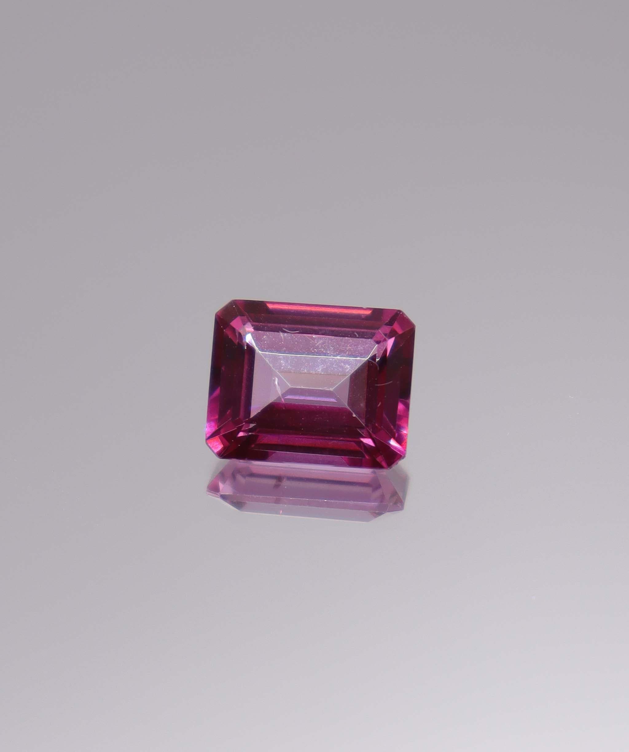 Luxury Promise 3.66ct Hot Pink Topaz Emerald DXBCS3275