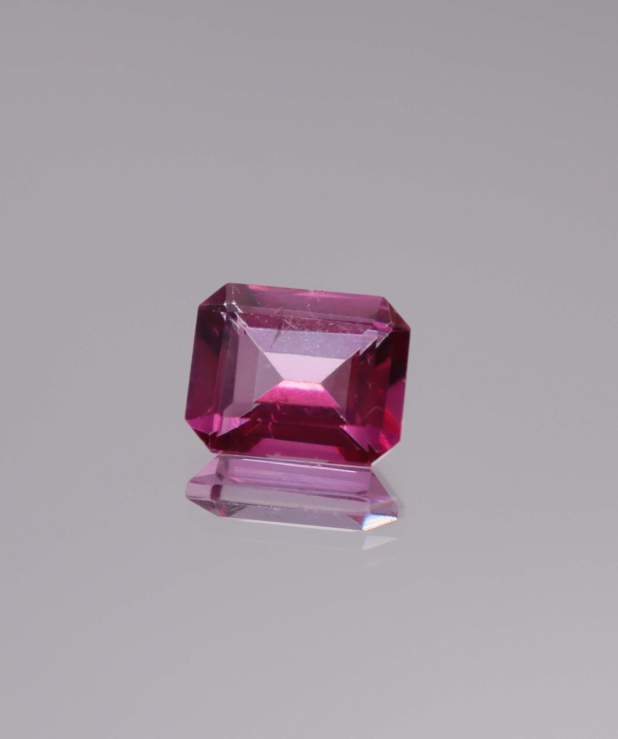 Luxury Promise 3.93ct Hot Pink Topaz Emerald DXBCS3277
