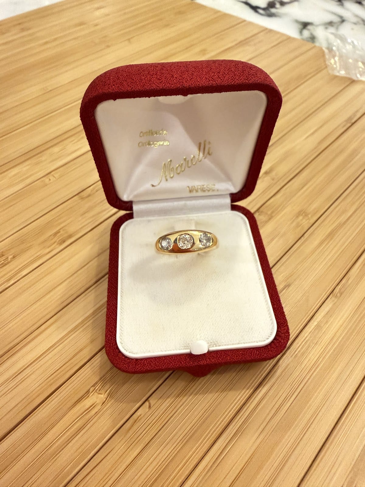 LUXURY PROMISE 3 stone old mine Gypsy ring AKC0701