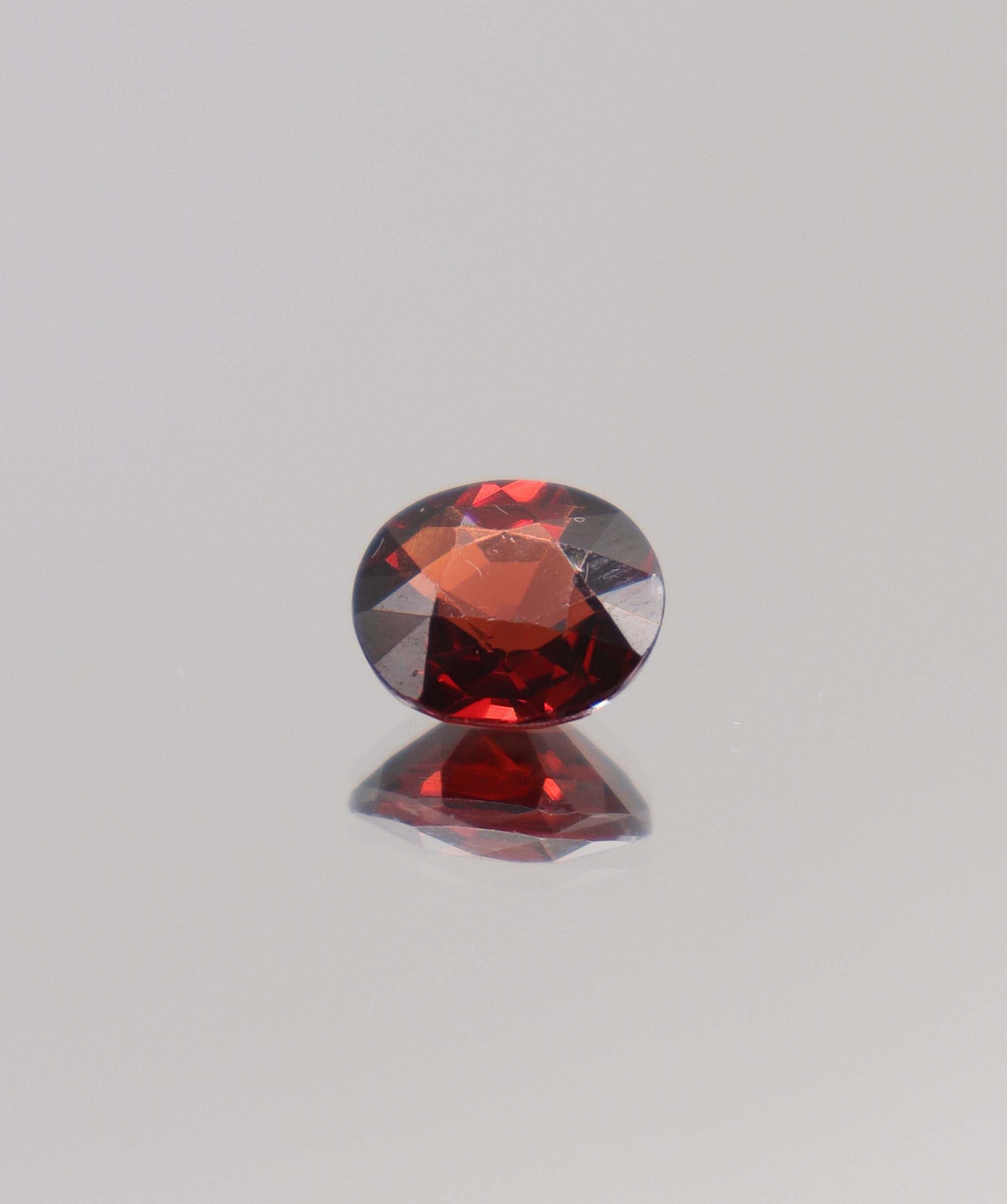 Luxury Promise 4.00ct Rhodolite DXBCS0386