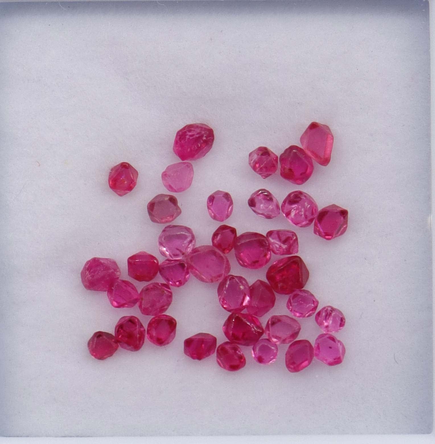 Luxury Promise 4.03ct Jedi Neon Pink Spinel Rough Crystals (35pcs) DXBCS2205