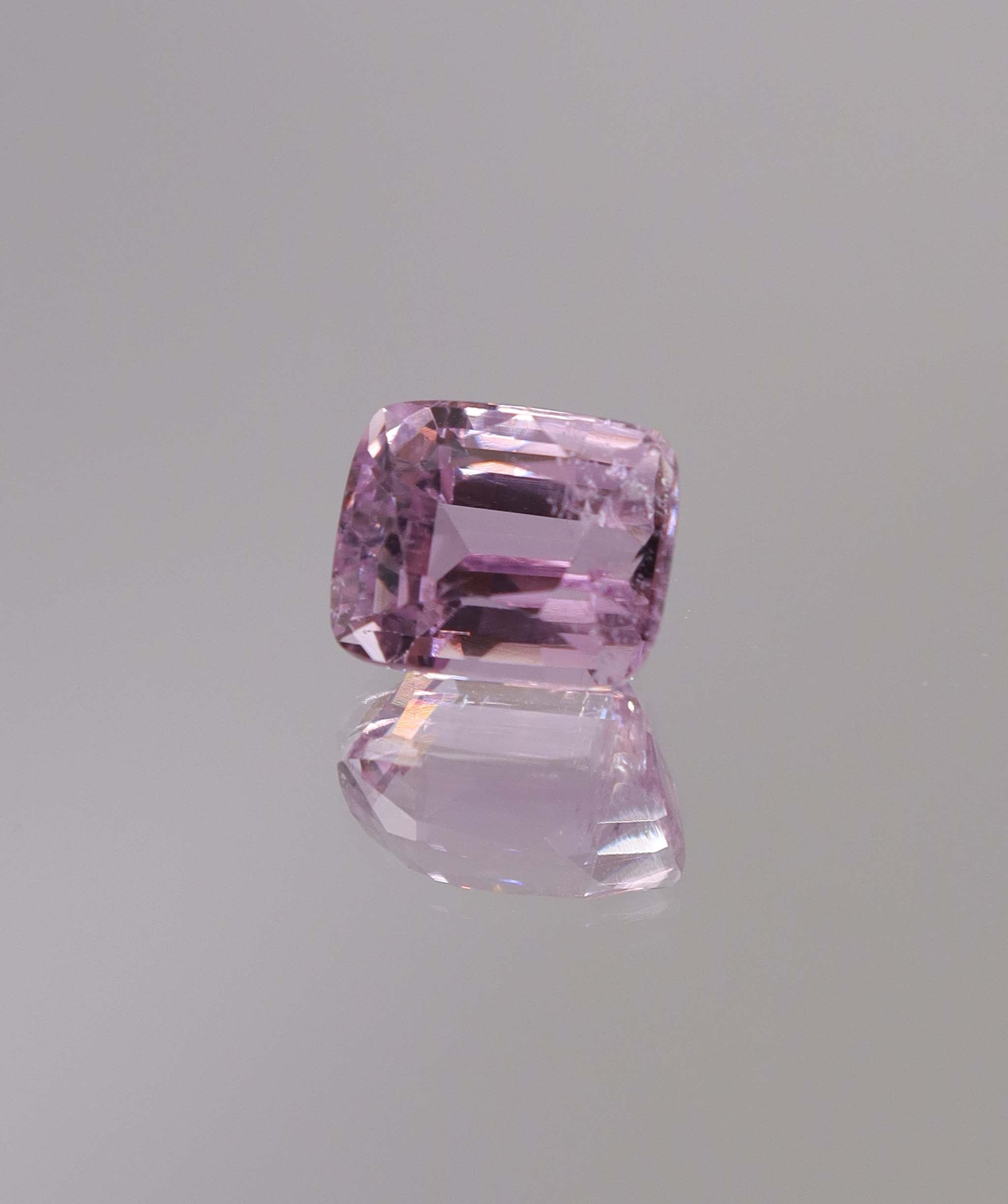 Luxury Promise 4.05ct Kunzite Radiant DXBCS1244