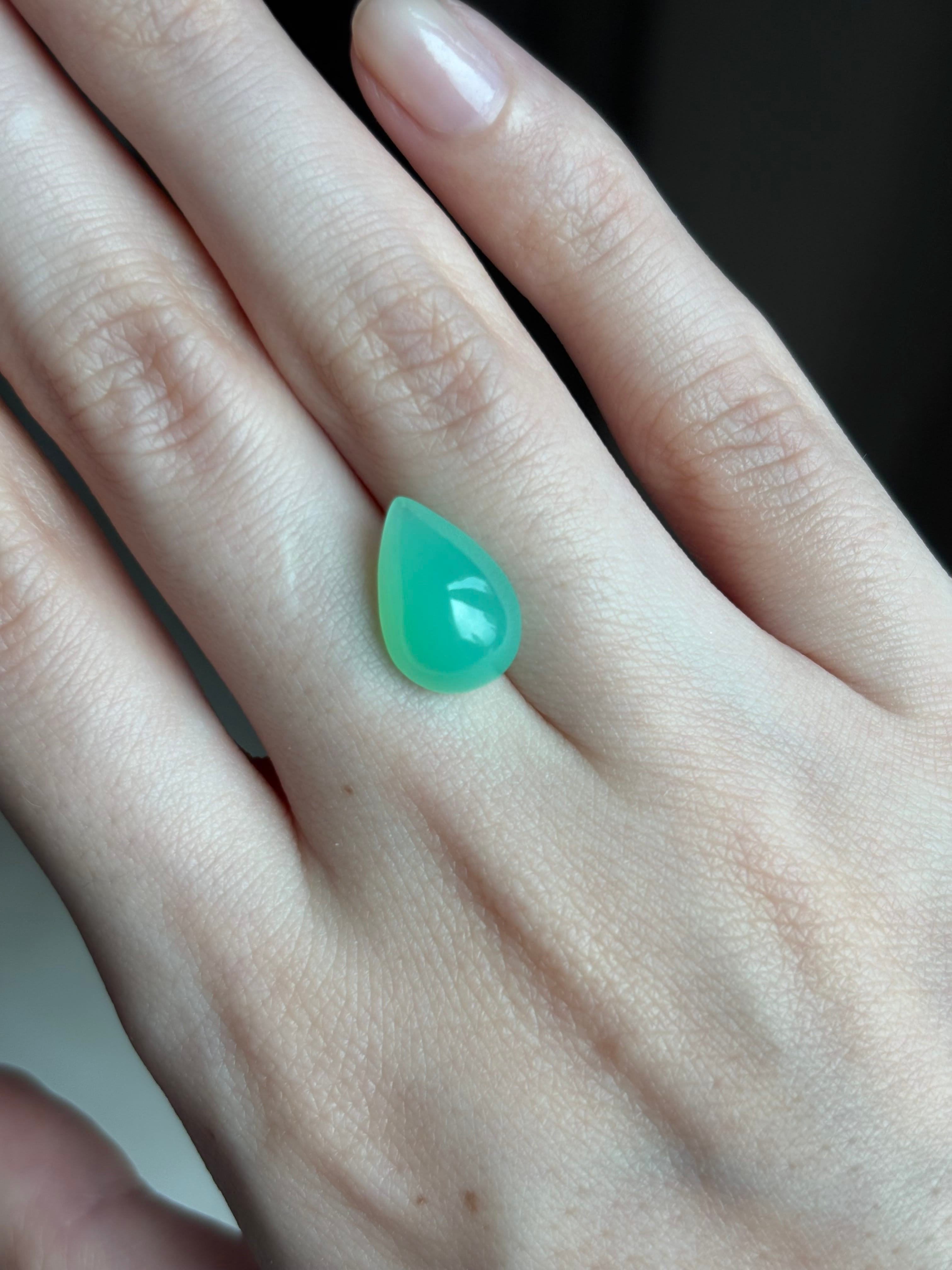 Luxury Promise 4.09ct Chrysoprase DXBCS4638