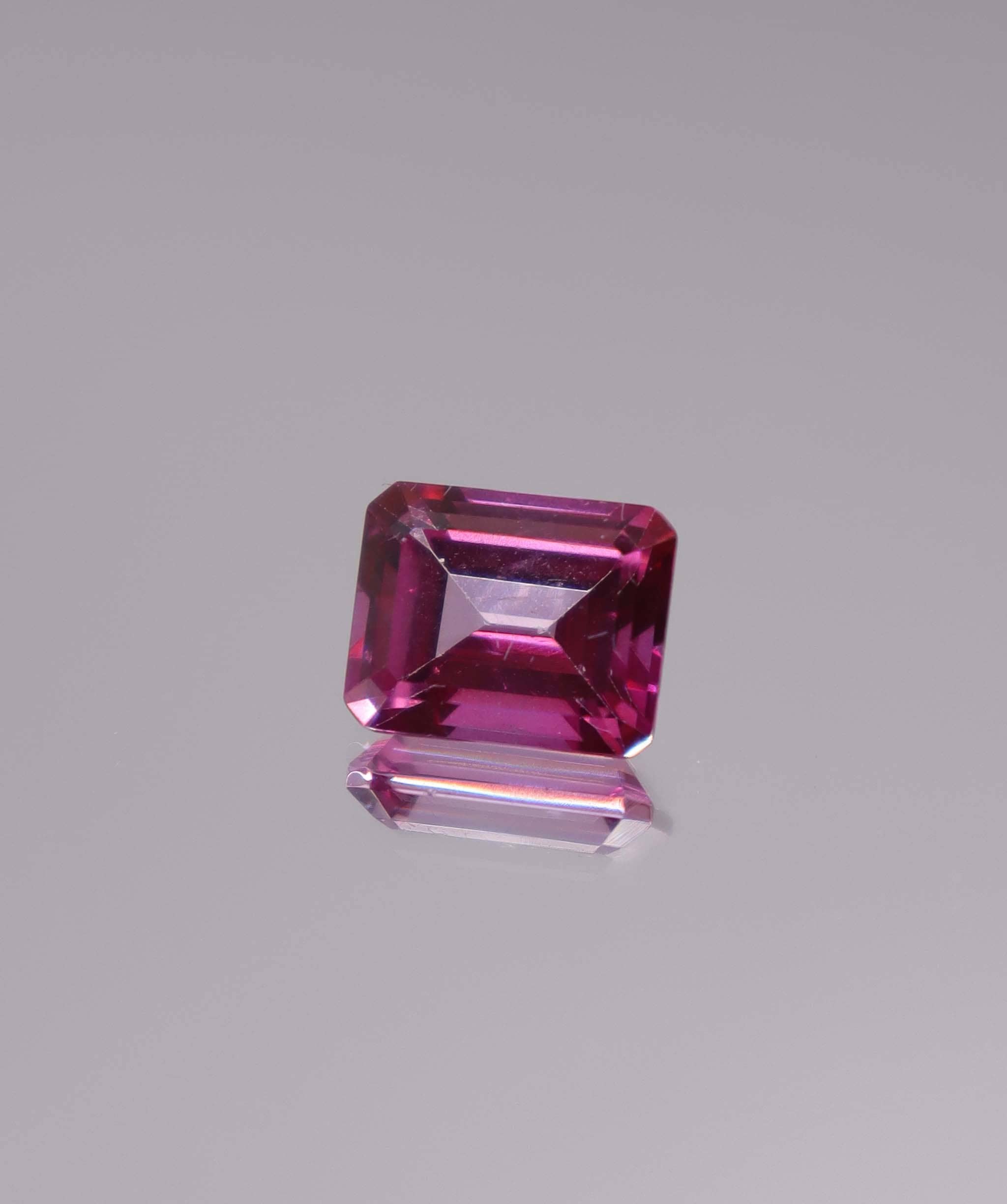 Luxury Promise 4.21ct Hot Pink Topaz Emerald DXBCS3276