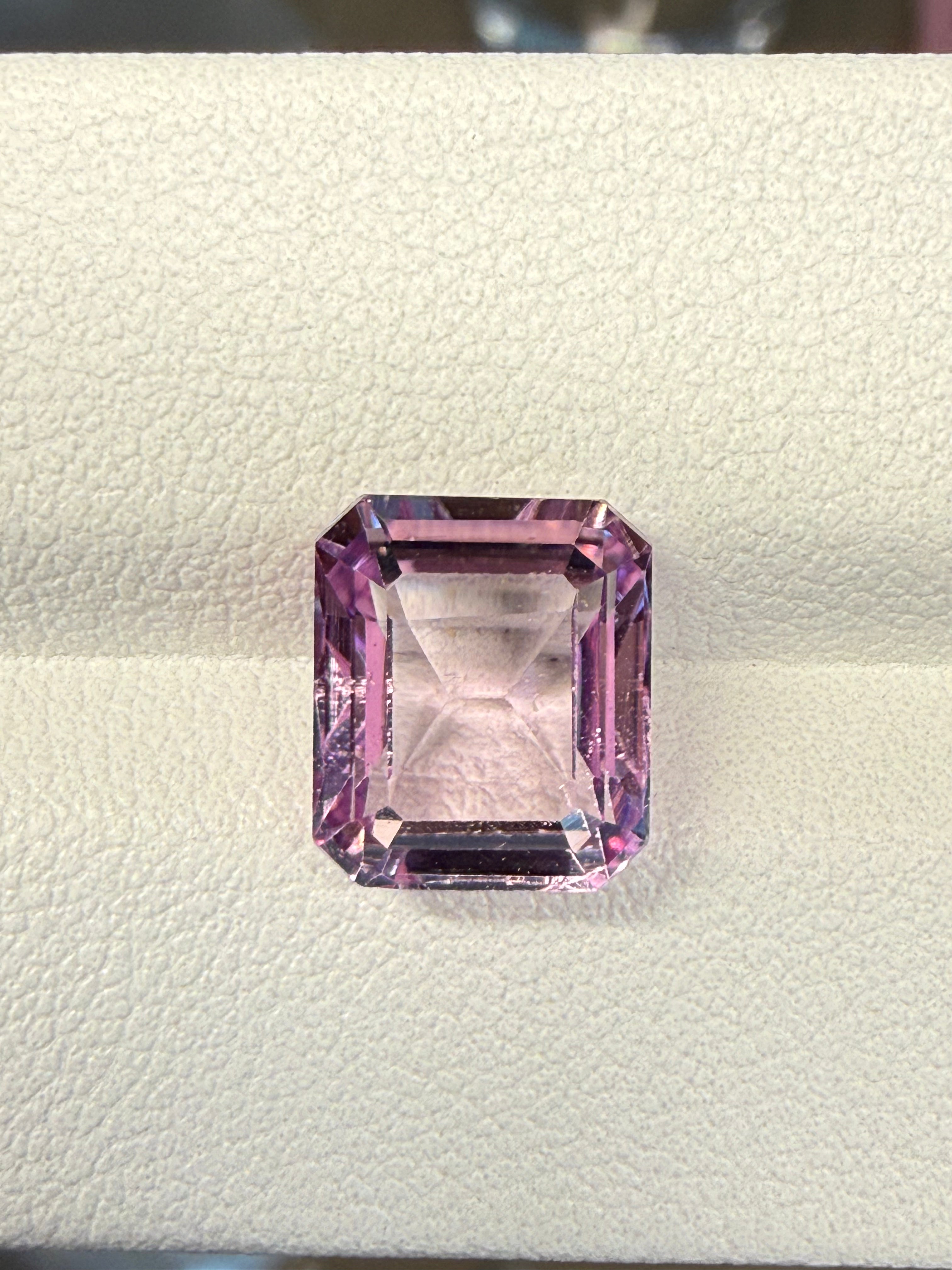 Luxury Promise 4.25ct Kunzite Emerald DXBCS0107