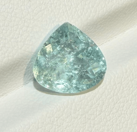 Luxury Promise 4.28ct Ice-blue paraiba from Mozambique DXBCS4148