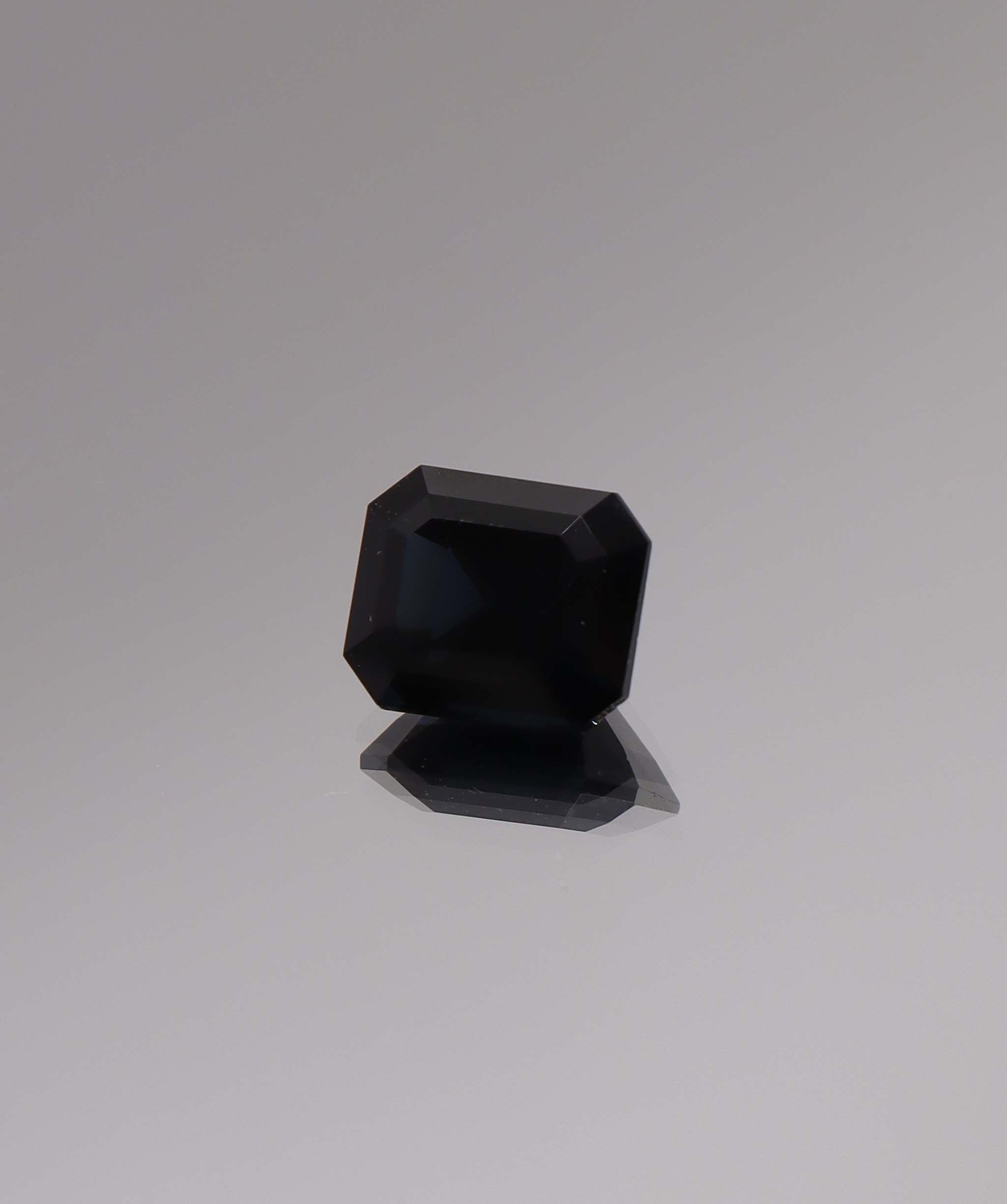 Luxury Promise 4.31ct Black Star Spinel Square Emerald Cut ** DXBCS1642