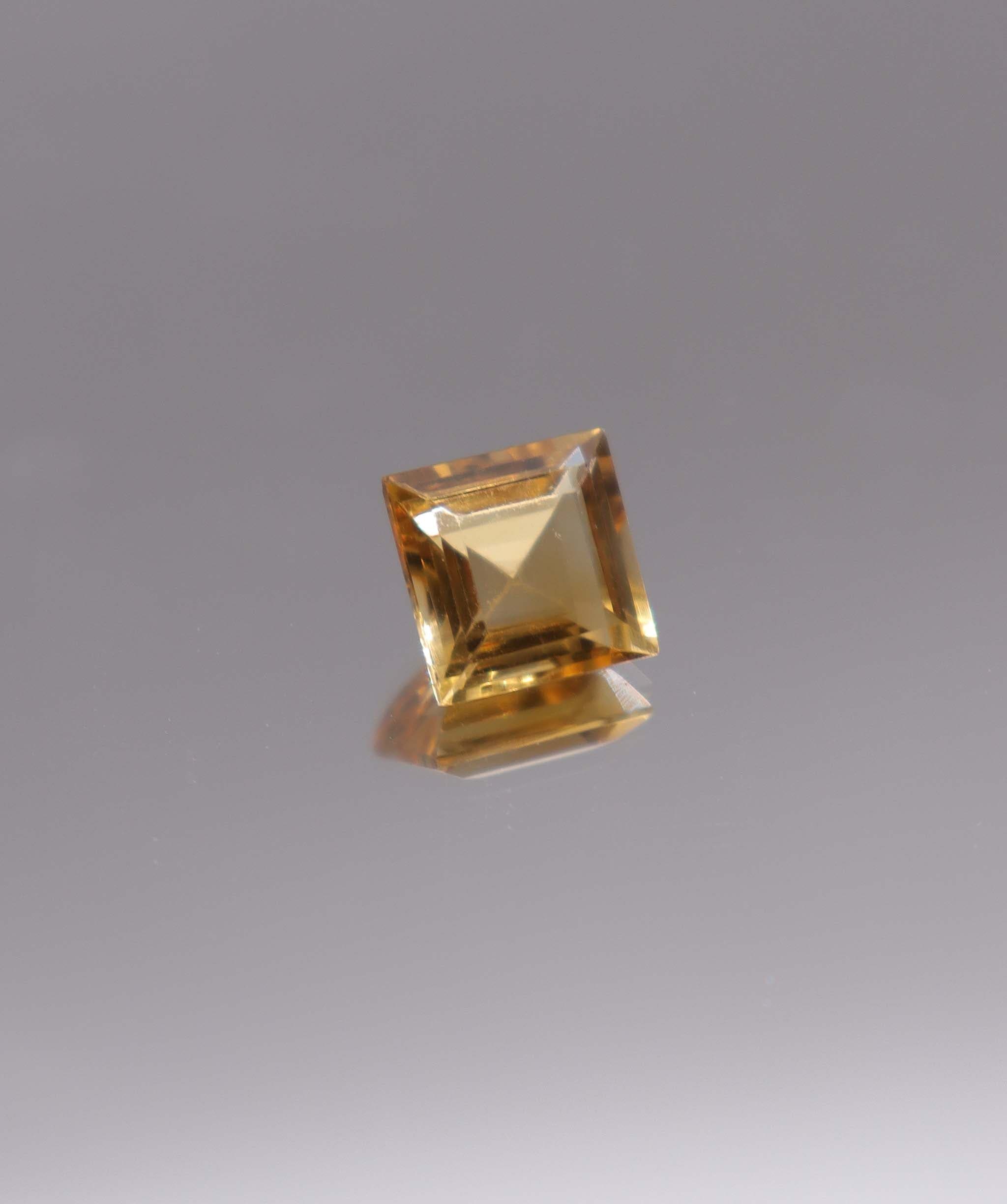Luxury Promise 4.51 ct Citrine DXBS5516