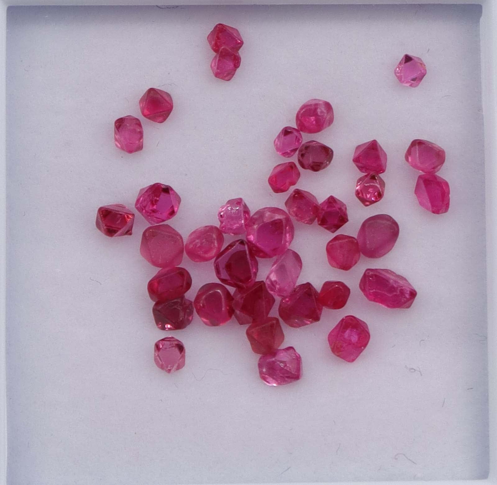 Luxury Promise 5.04ct Jedi Neon Pink Spinel Rough Crystals (37pcs) DXBCS2209