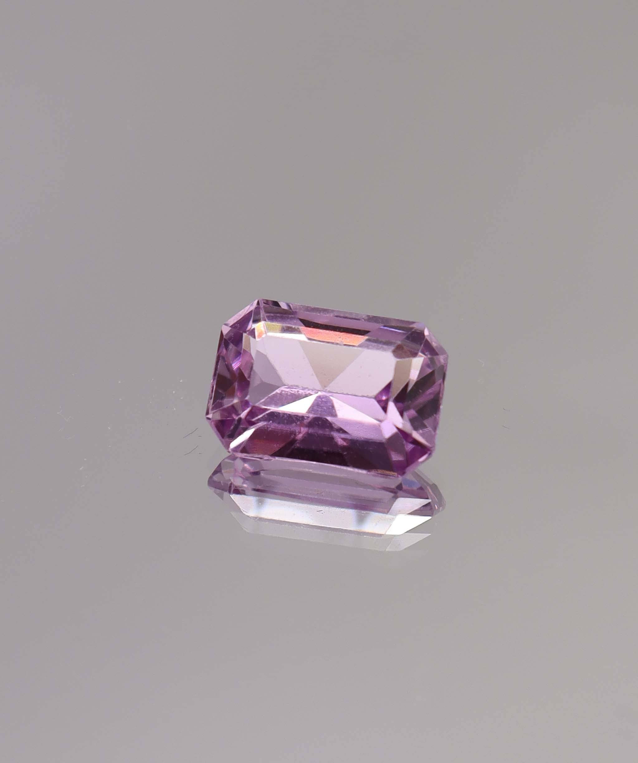 Luxury Promise 5.6ct Emerald Cut Kunzite DXBS6105