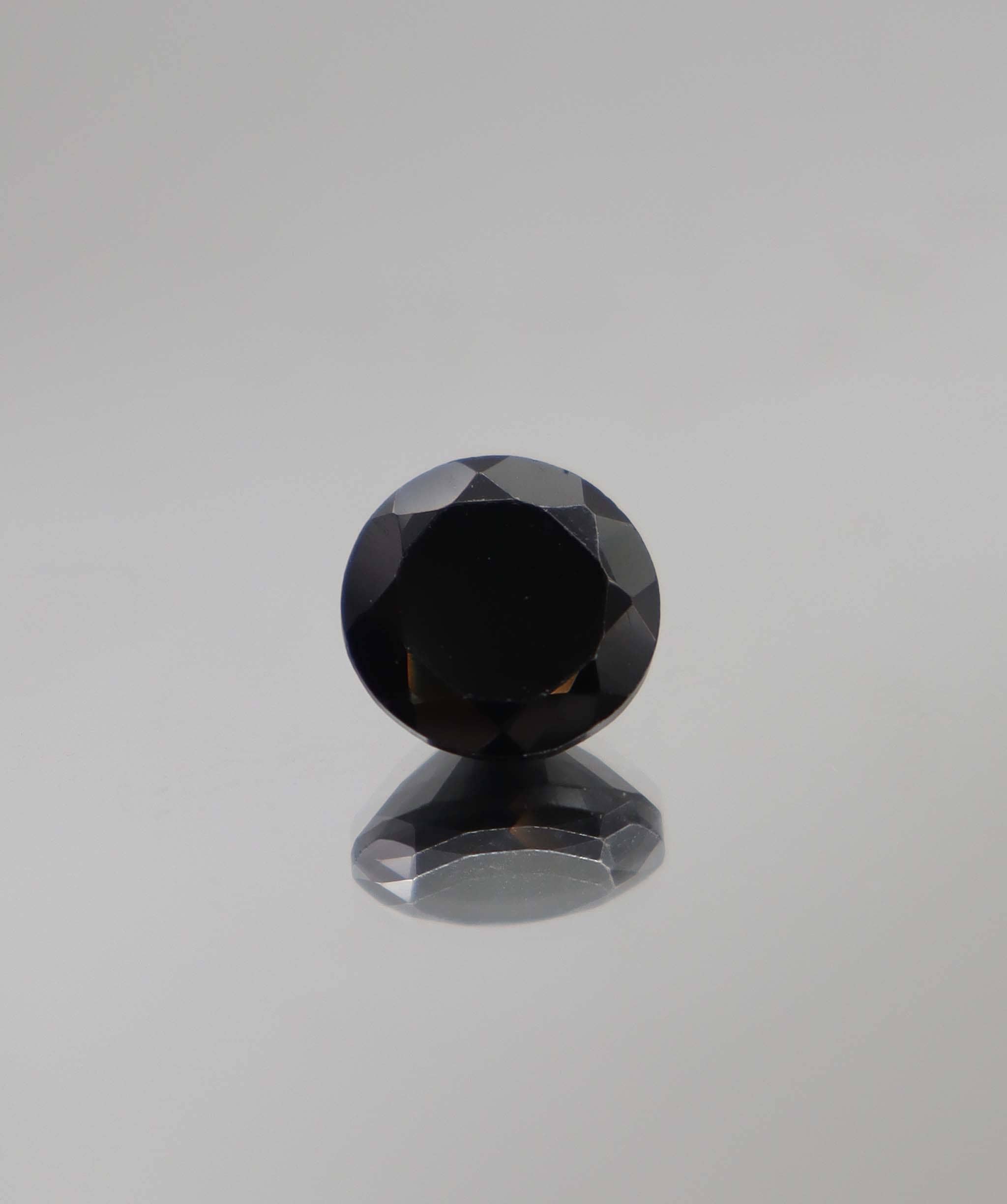 Luxury Promise 6.57ct Black Spinel Round DXBCS2371