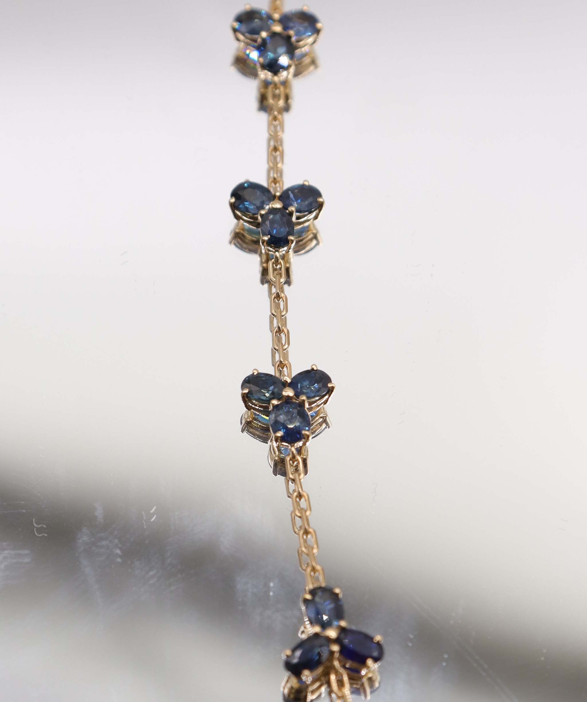 Luxury Promise 6.65ct Blue Sapphire YG Handchain DXBS5611