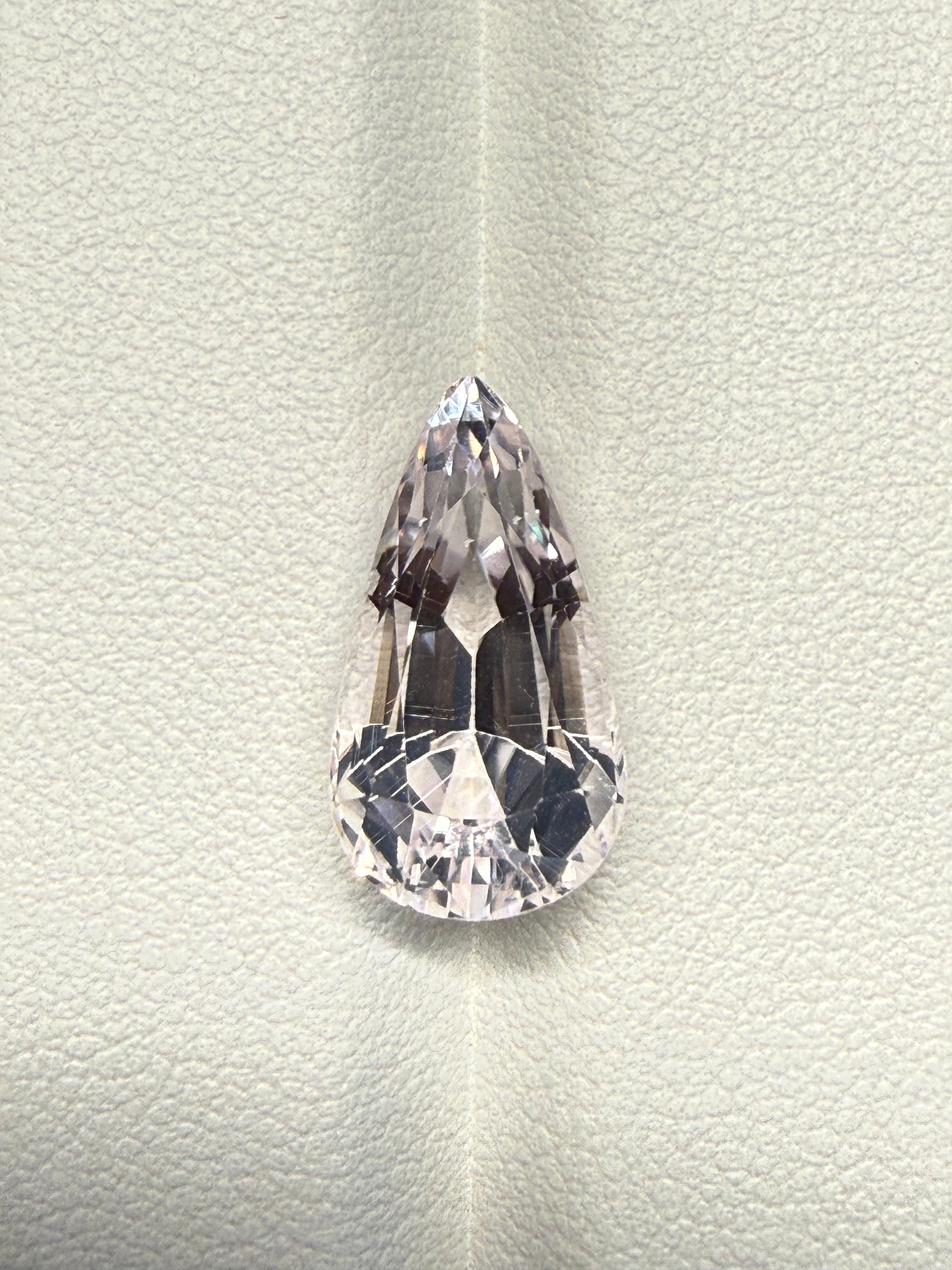 Luxury Promise 7.67ct Kunzite Pear DXBCS0102