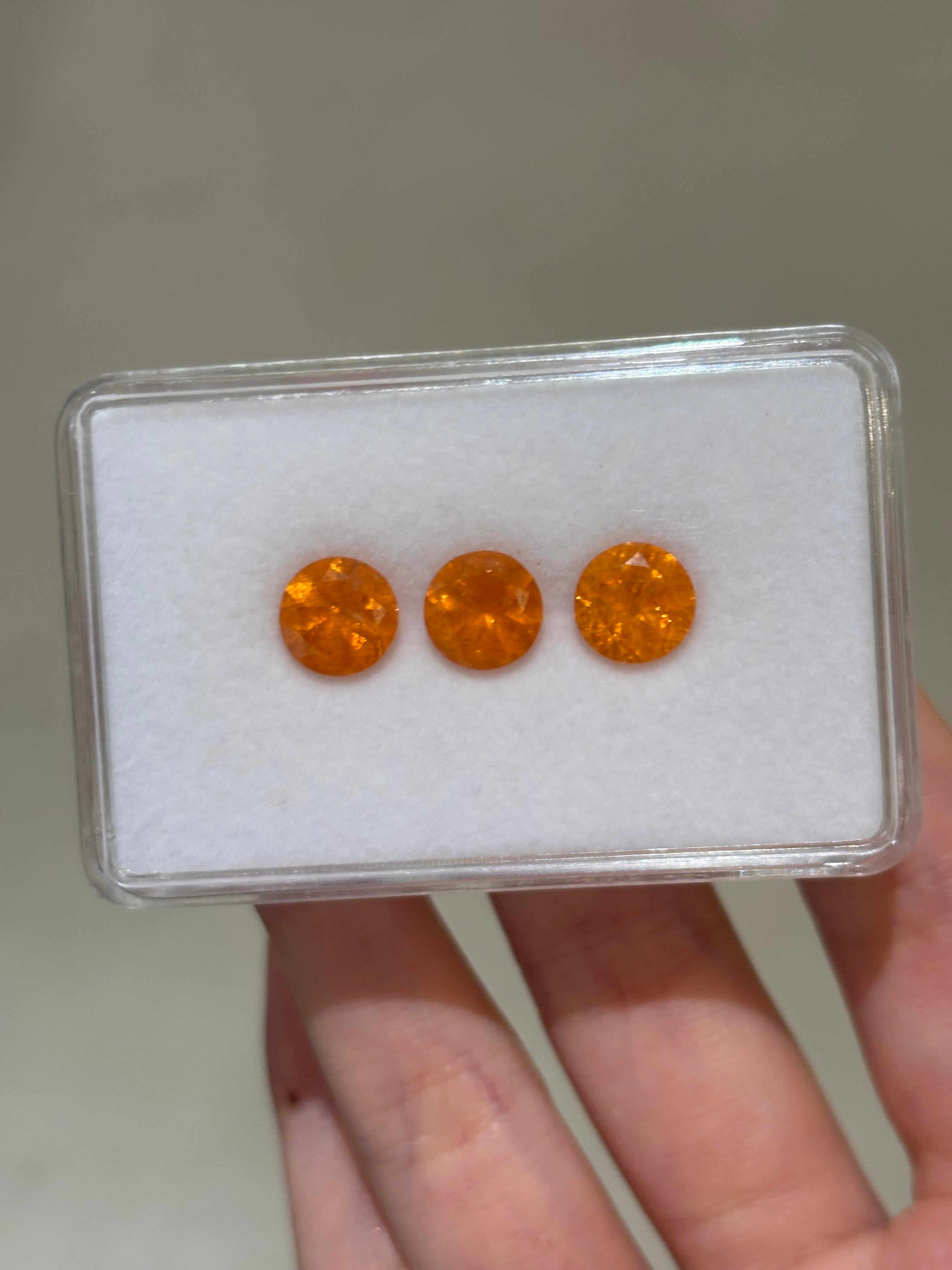 Luxury Promise 7.68ct Spessartine Rounds Lot 3pcs DXBCS4753