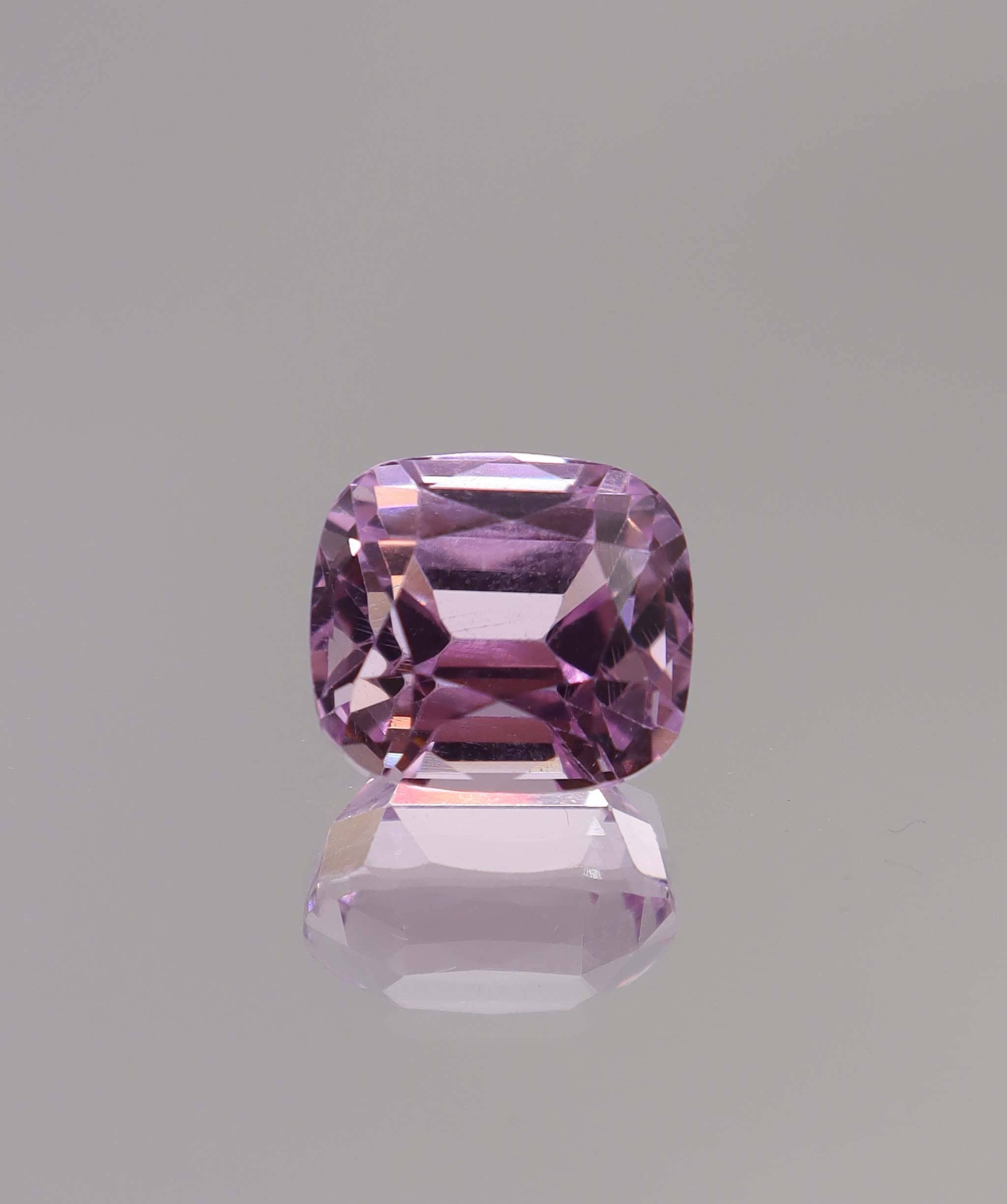 Luxury Promise 7.82ct Cushion Cut Kunzite DXBS6110