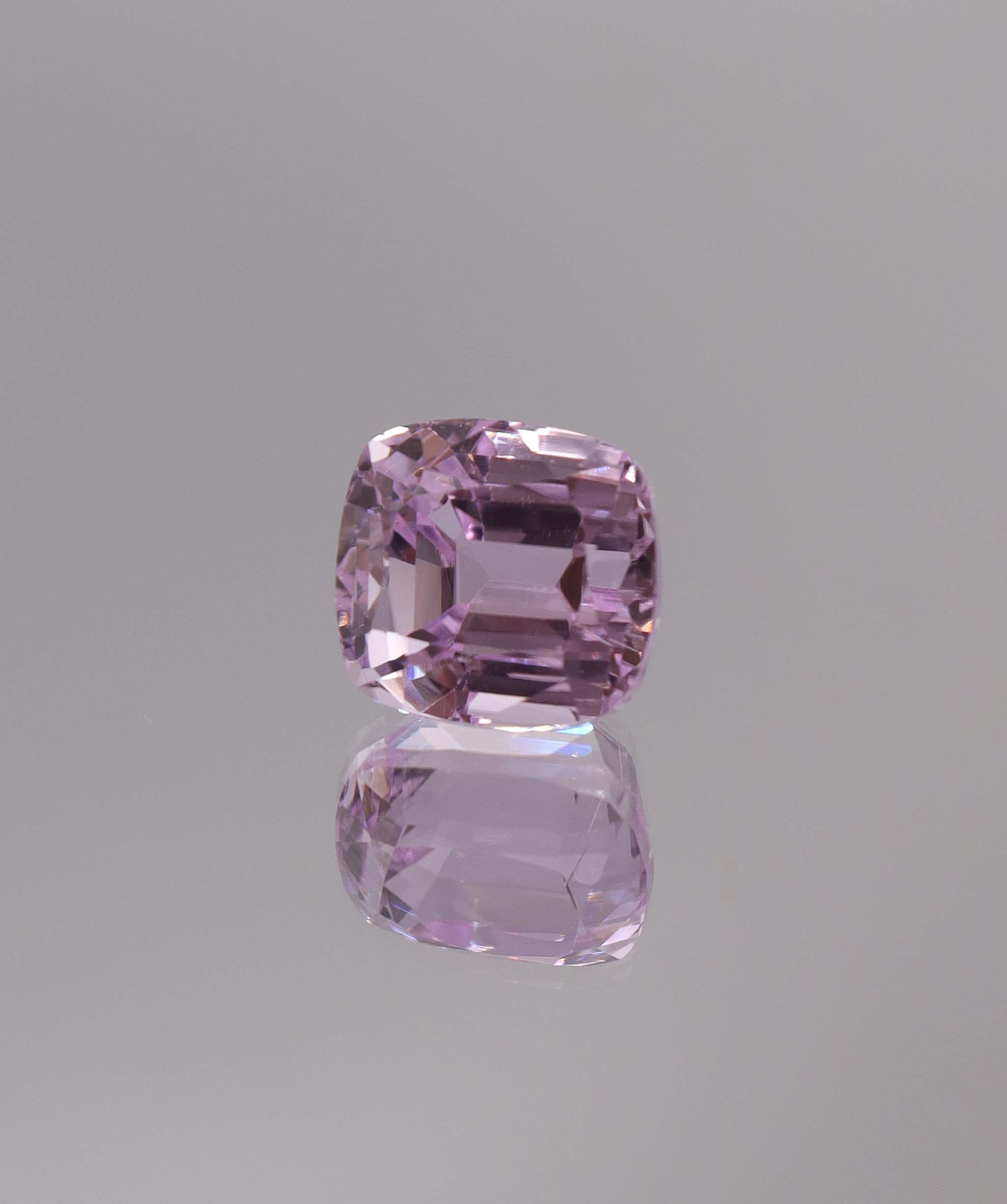 Luxury Promise 7.88ct Kunzite Cushion single DXBCS1247