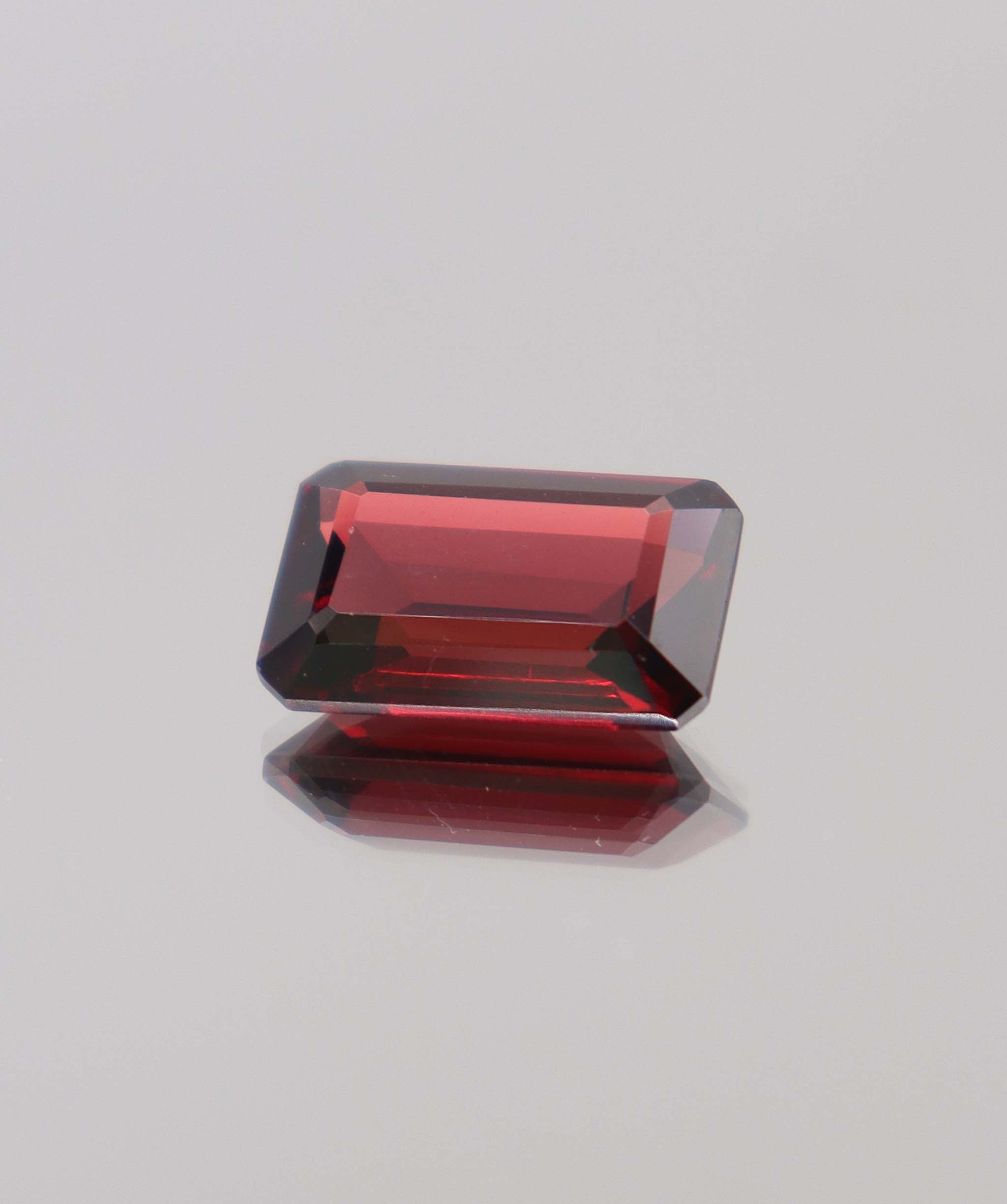 Luxury Promise 9.25ct Almandine Emerald cut DXBCS0405