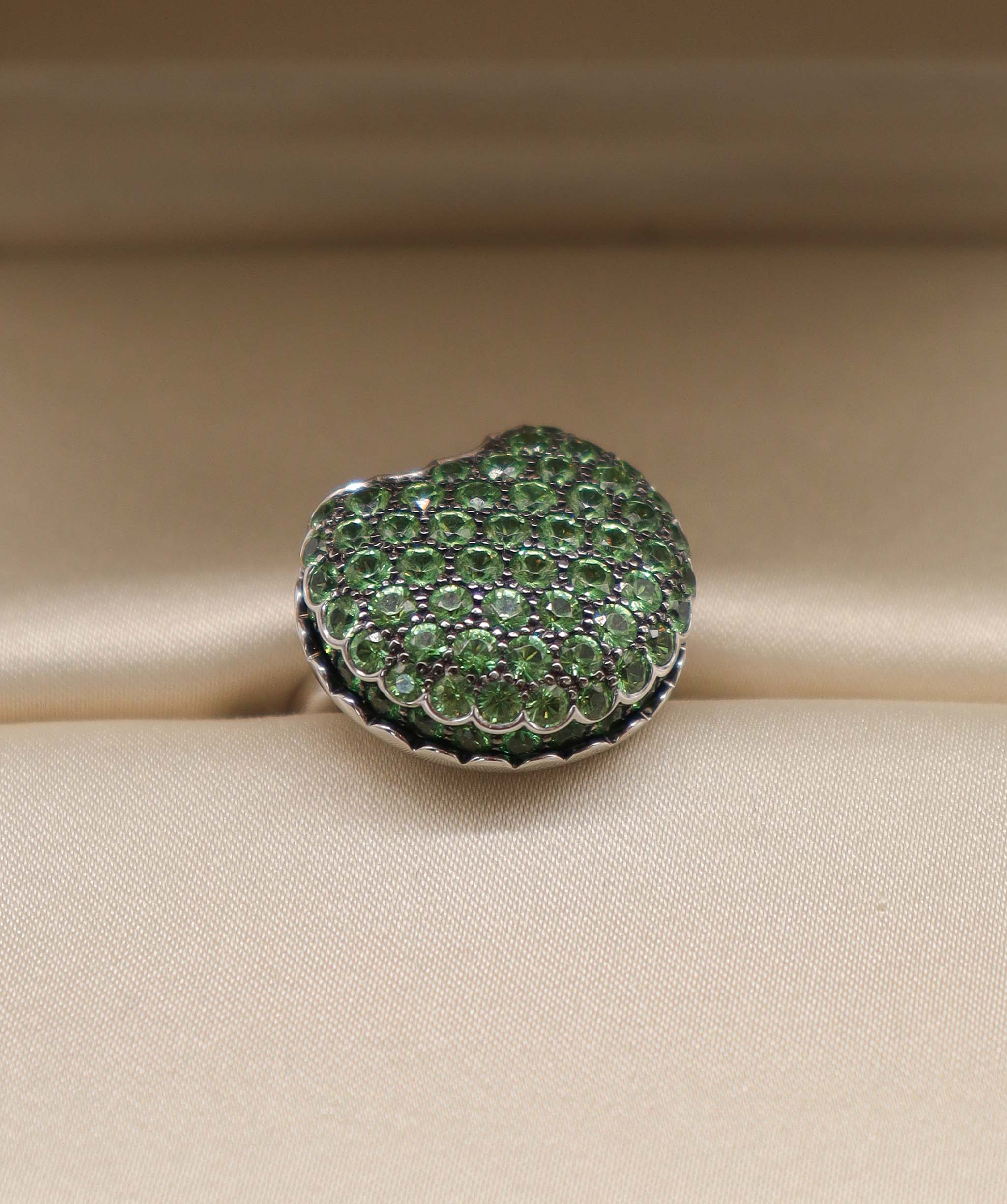 Luxury Promise Boucheron macaron ring DXBS4586