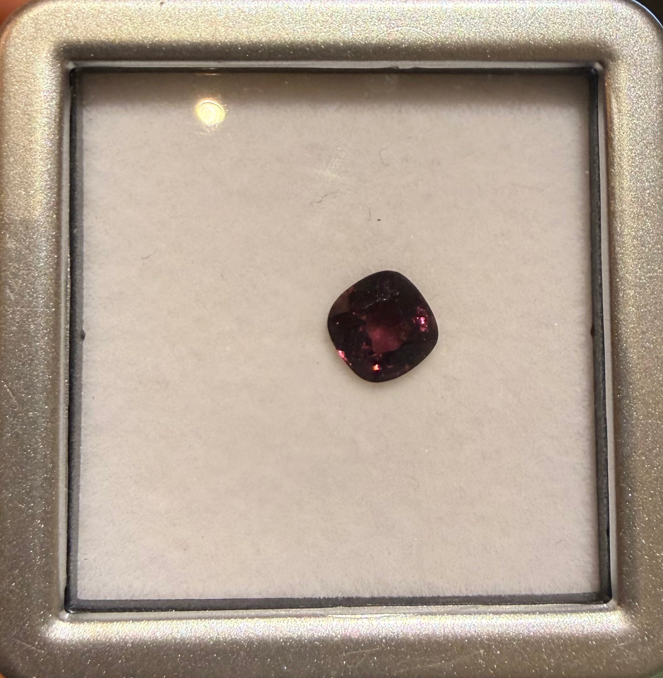 Luxury Promise Burmese Spinel 10 DXBS5529
