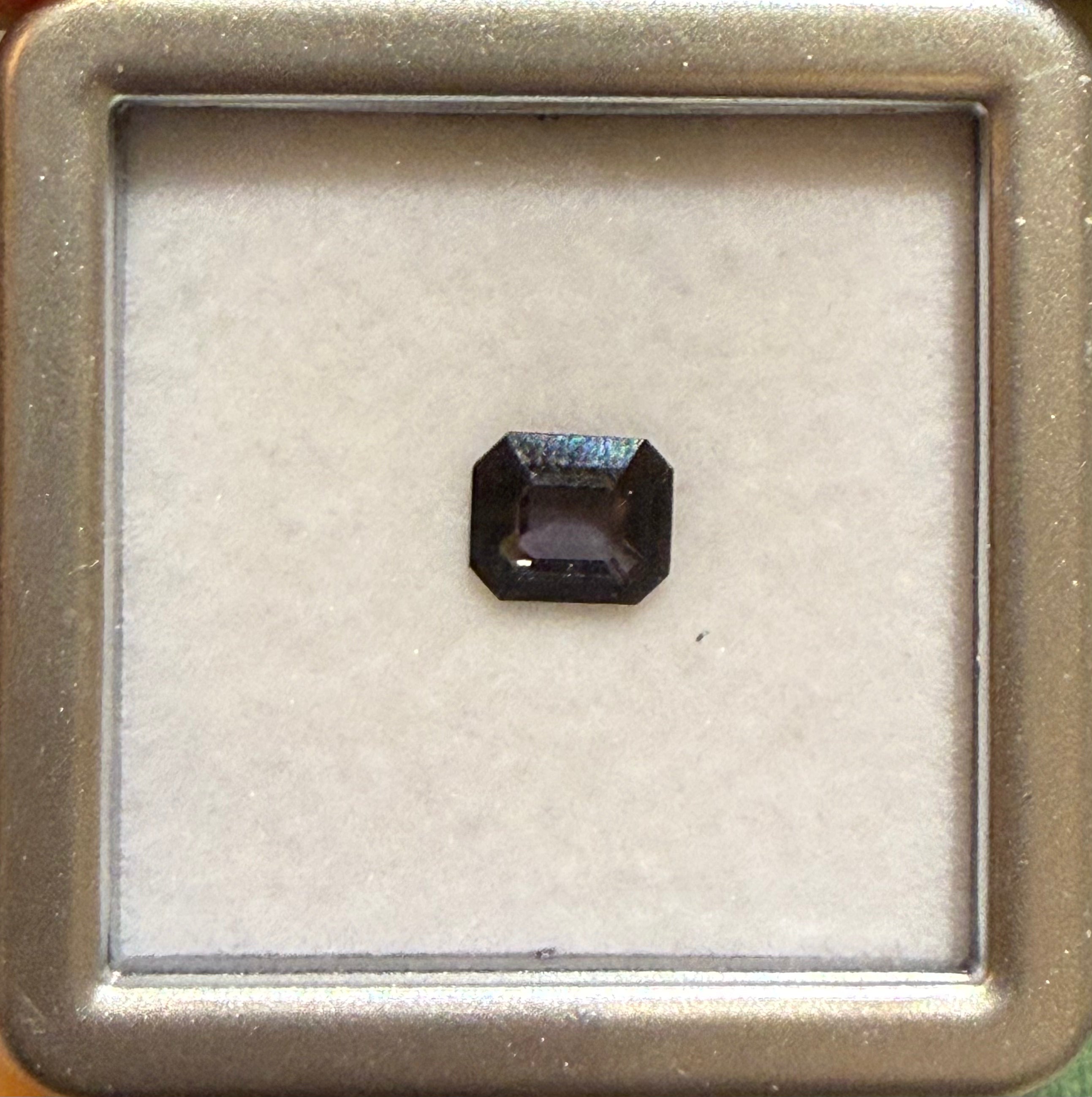 Luxury Promise Burmese Spinel 6 DXBS5525