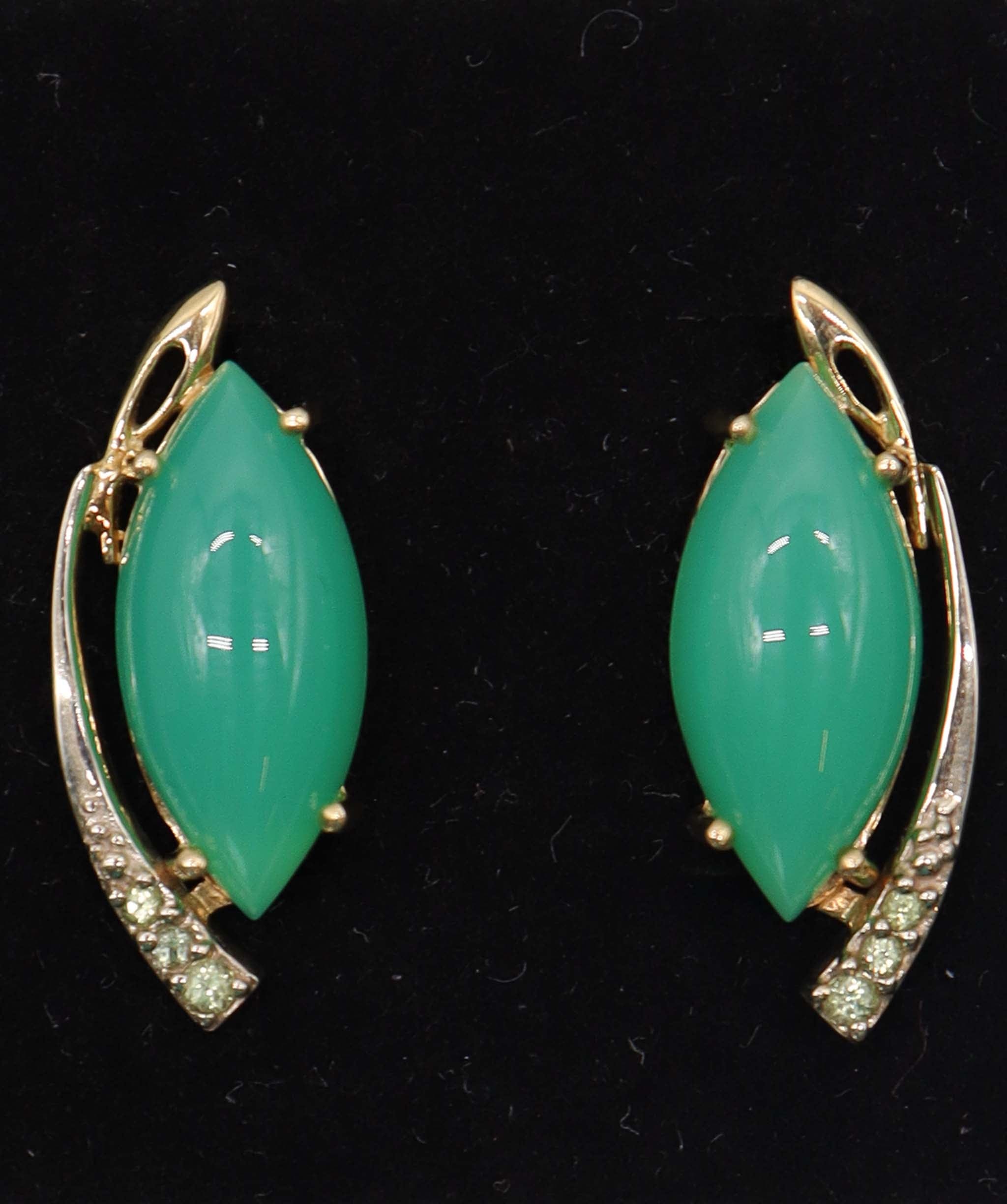 Luxury Promise Chrysoprase Marquise Earrings in 18K Yellow Gold RDC0830