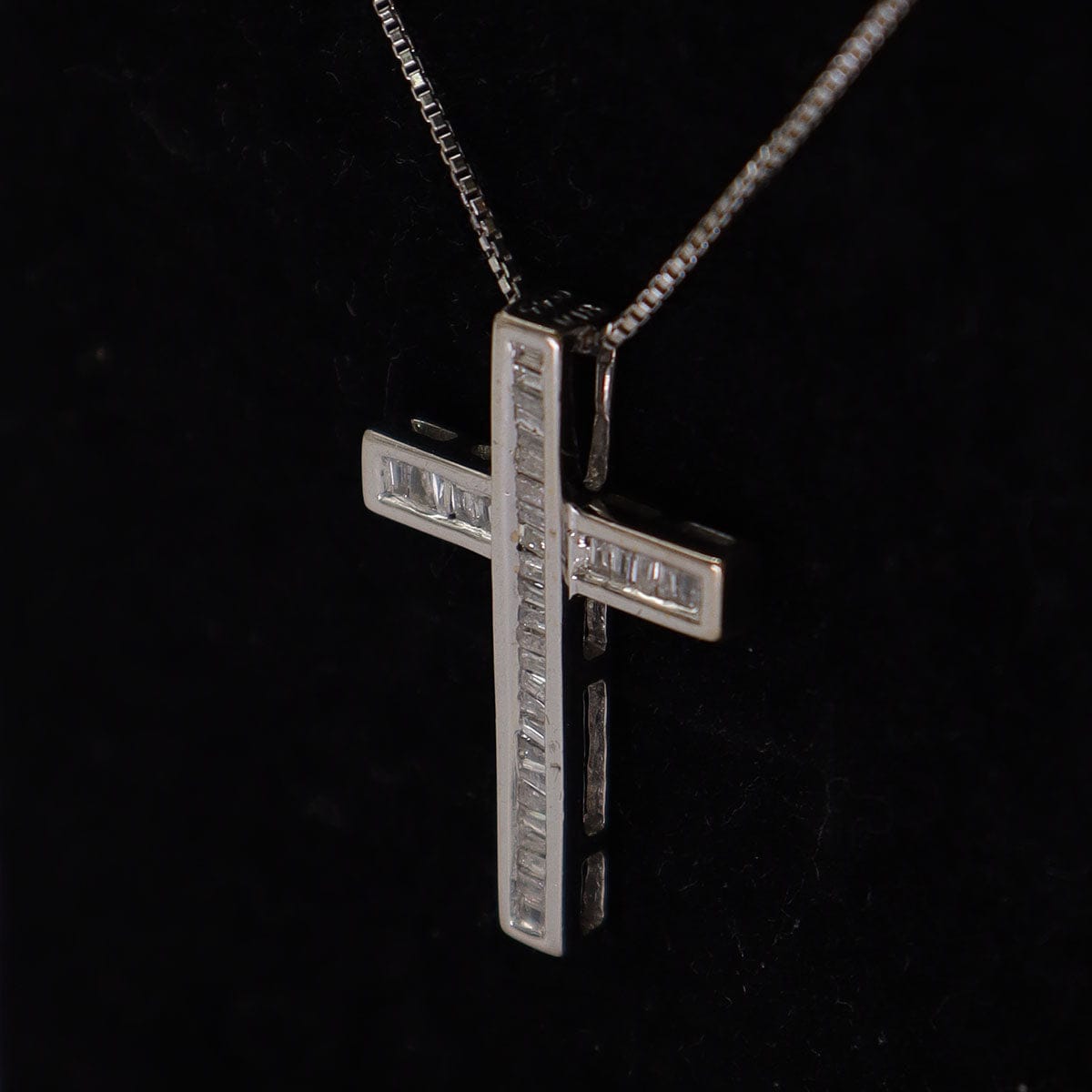 Luxury Promise Diamond Cross 18K WG Necklace 0.33ct Diamond DXBS5574