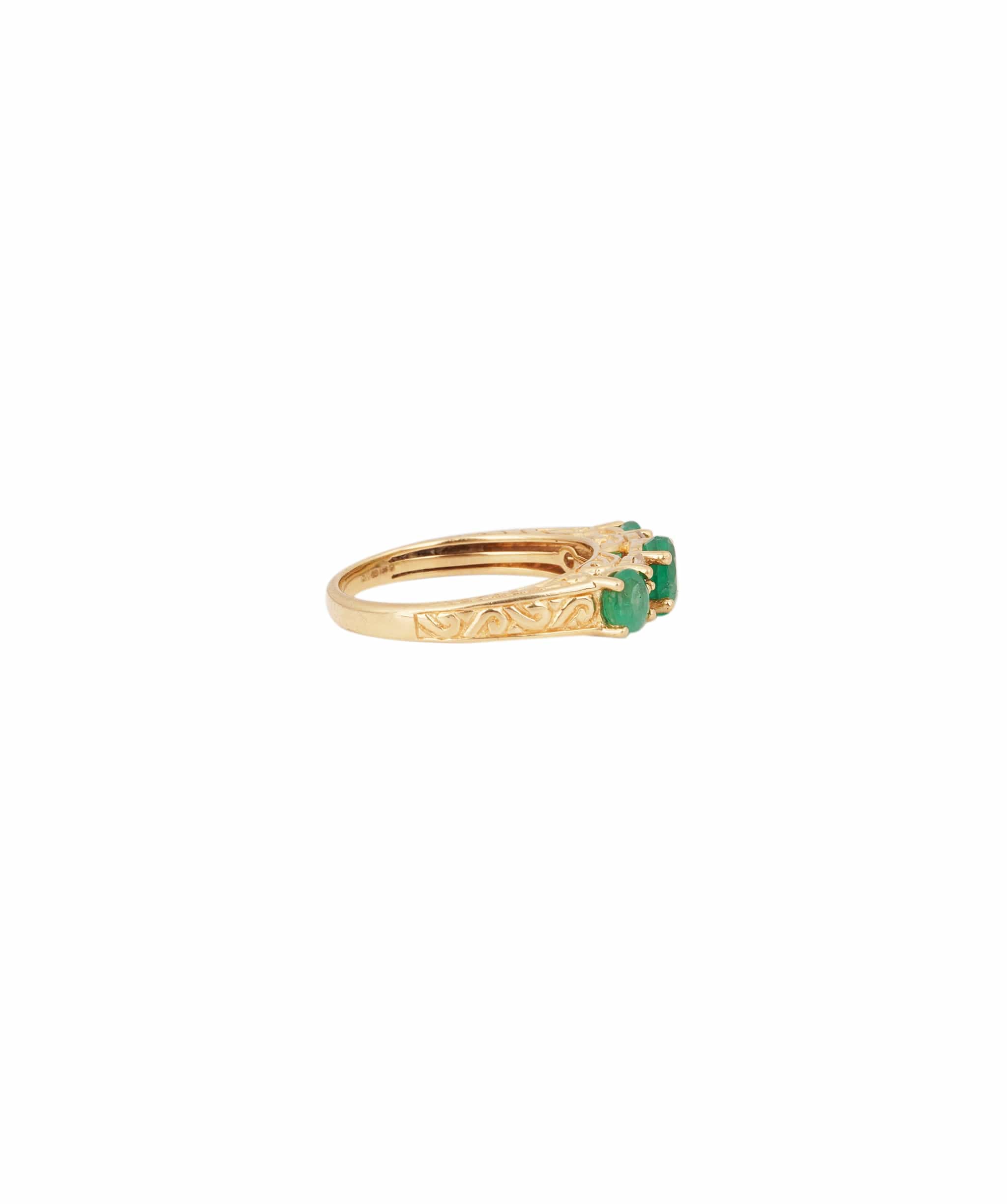 Luxury Promise Emerald and Diamond Ring WAHLKA-8