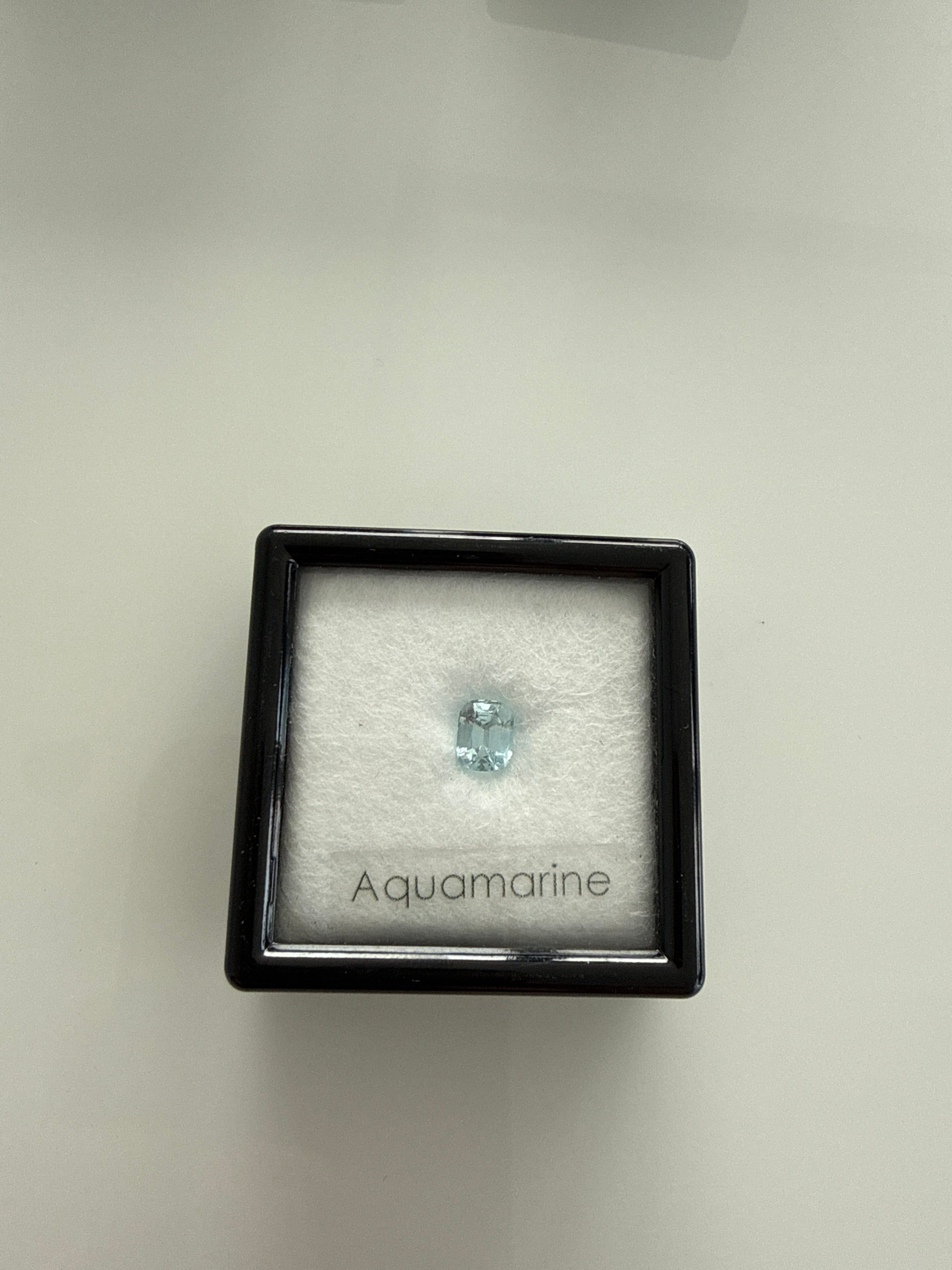Luxury Promise G00661 Aquamarine 0.82ct Cushion DXBCD0784