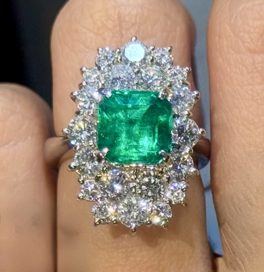 Luxury Promise GIA F1 Colombian Emerald Ring with Double Cluster Diamond Halo in PT900 / 16.10g, E3.54ct, D2.62ct 116 JJC0043