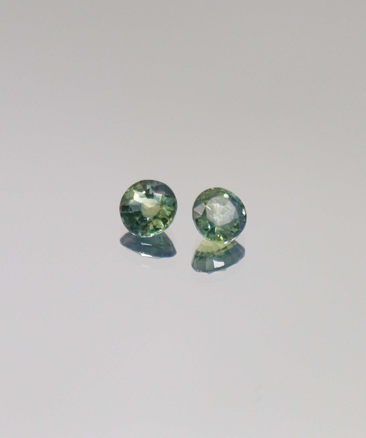 Luxury Promise Green Sapphire (1 pcs) 0.55cts Heated/Natural DXBS6622