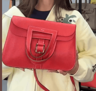 Luxury Promise H26030673 Hermes Halzan 31 h26030673
