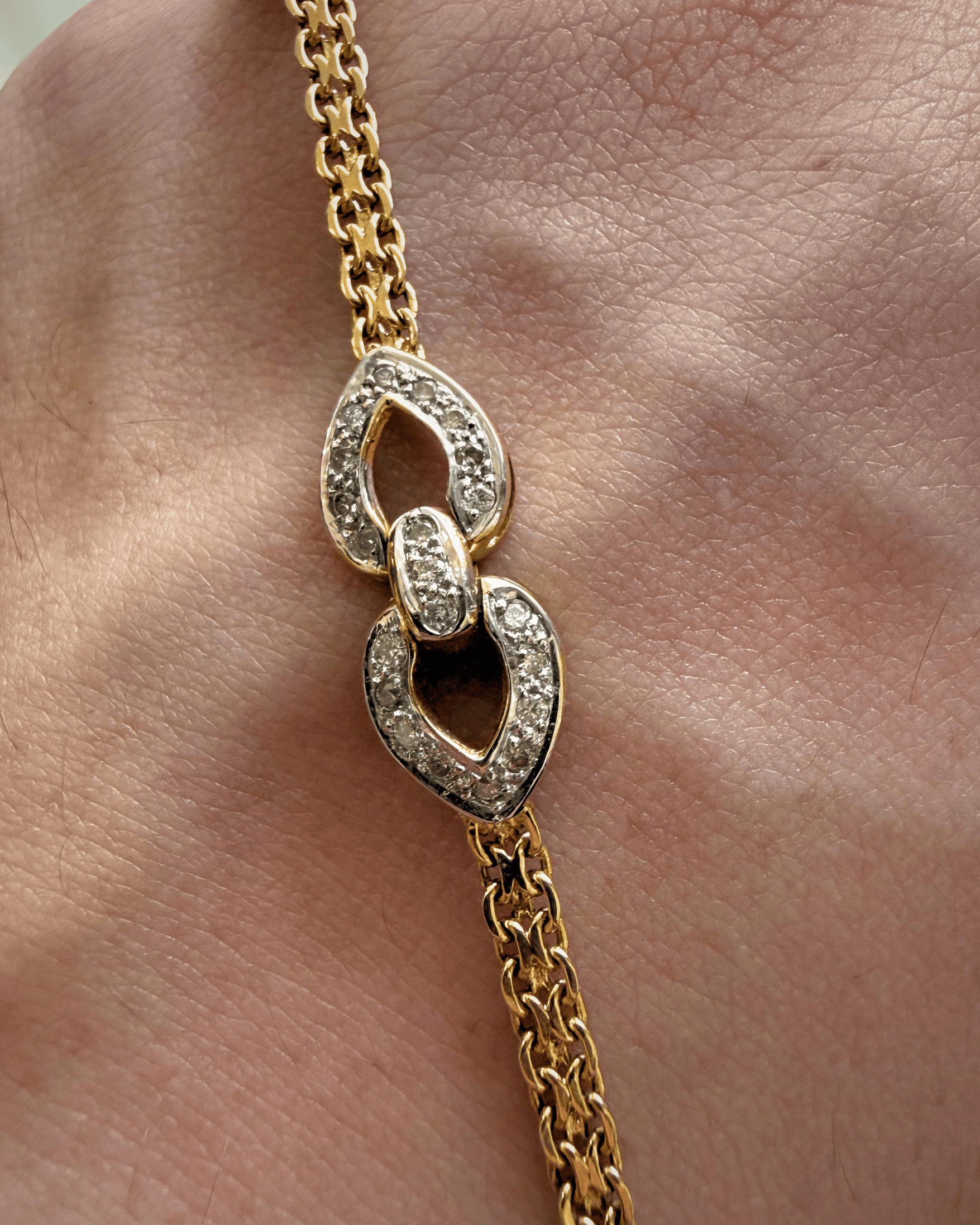 Luxury Promise Interlocking Pavé Diamond Link Bracelet in 18K / 9.4g 38SY5 JJC0166