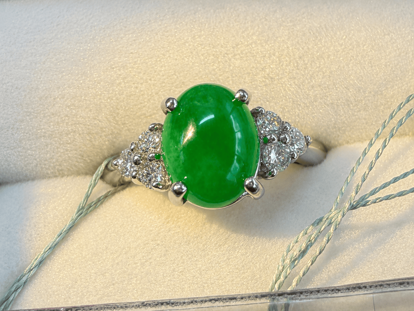 Luxury Promise Jadeite Diamond Ring in P900 / J2.351ct / D0.30ct / J6740 JJC1085