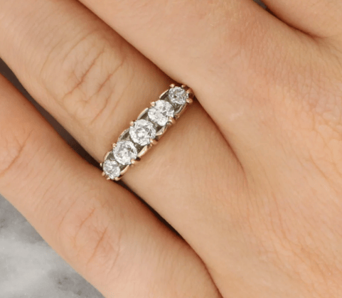 LUXURY PROMISE late Vicotian Old Cut Diamond Five Stone Ring AKC0717