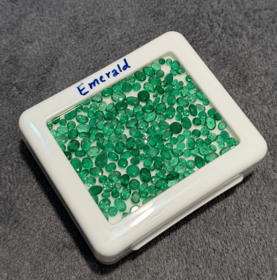 Luxury Promise Natural Emerald from Zambia (price for 1 stone) DXBCS2734
