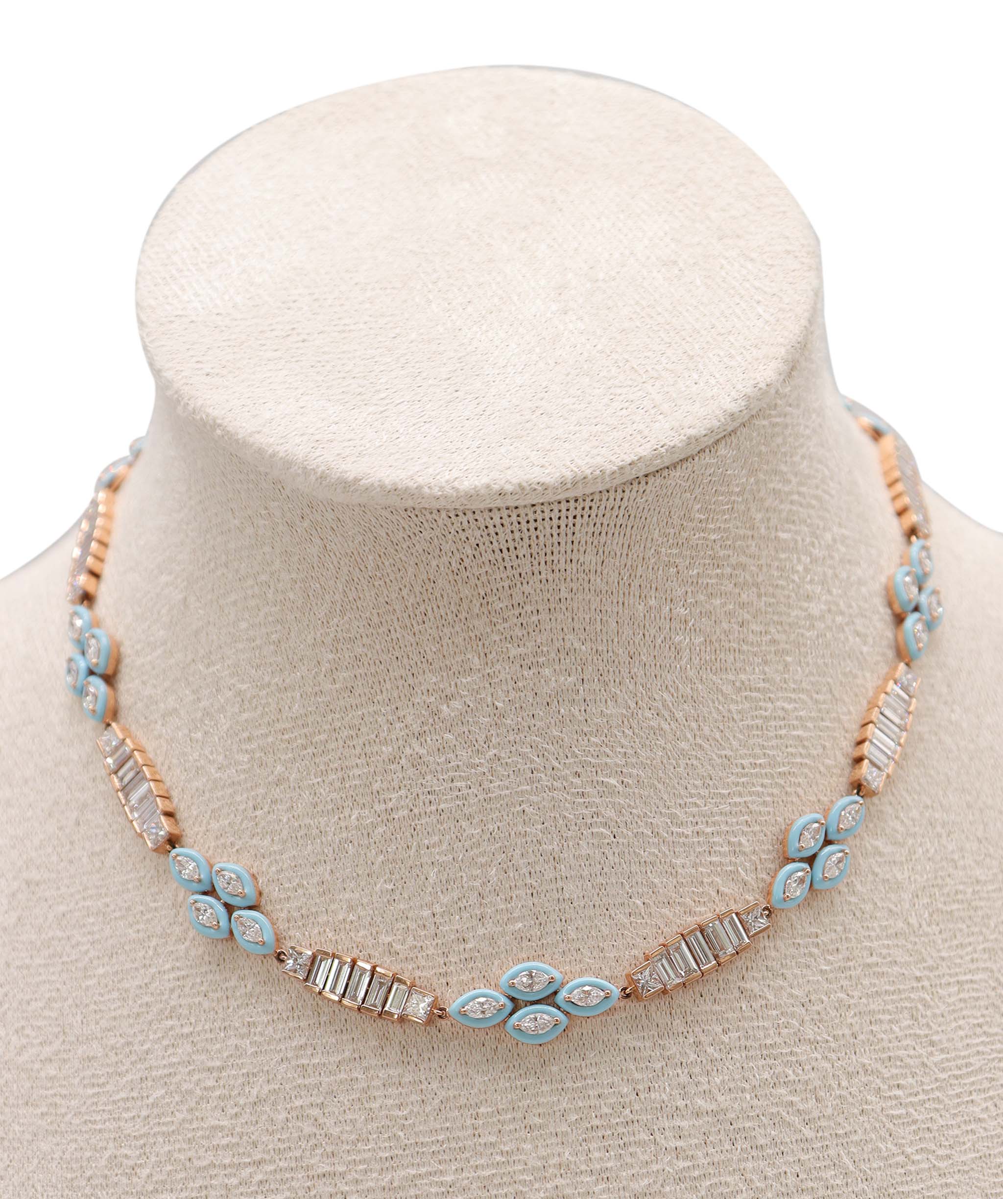 Luxury Promise Necklace Pendant Twilight Blue Gold: 17.170 / Diamond: 4.900 P-C89K ASC6652