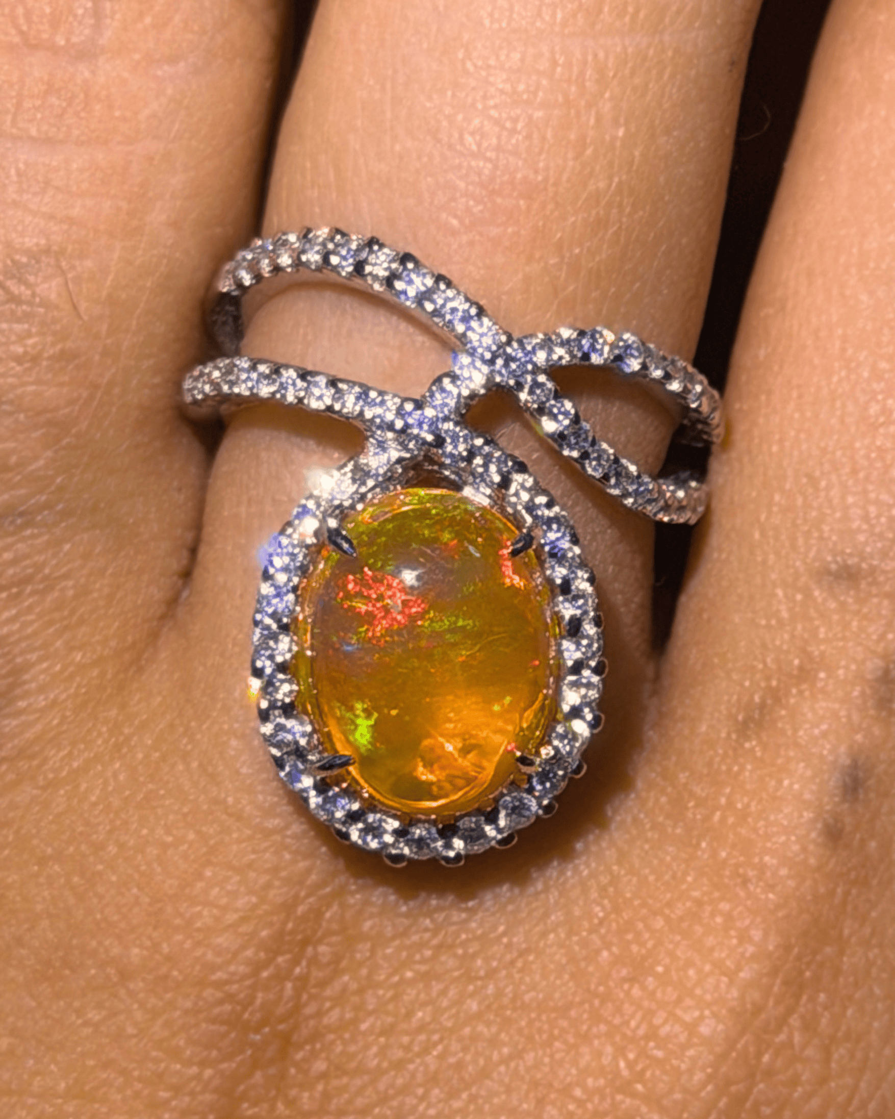 Luxury Promise Opal Ring with Diamonds in PT900 / 9.1g , OP3.69ct, D0.86ct 6042 JJC0094