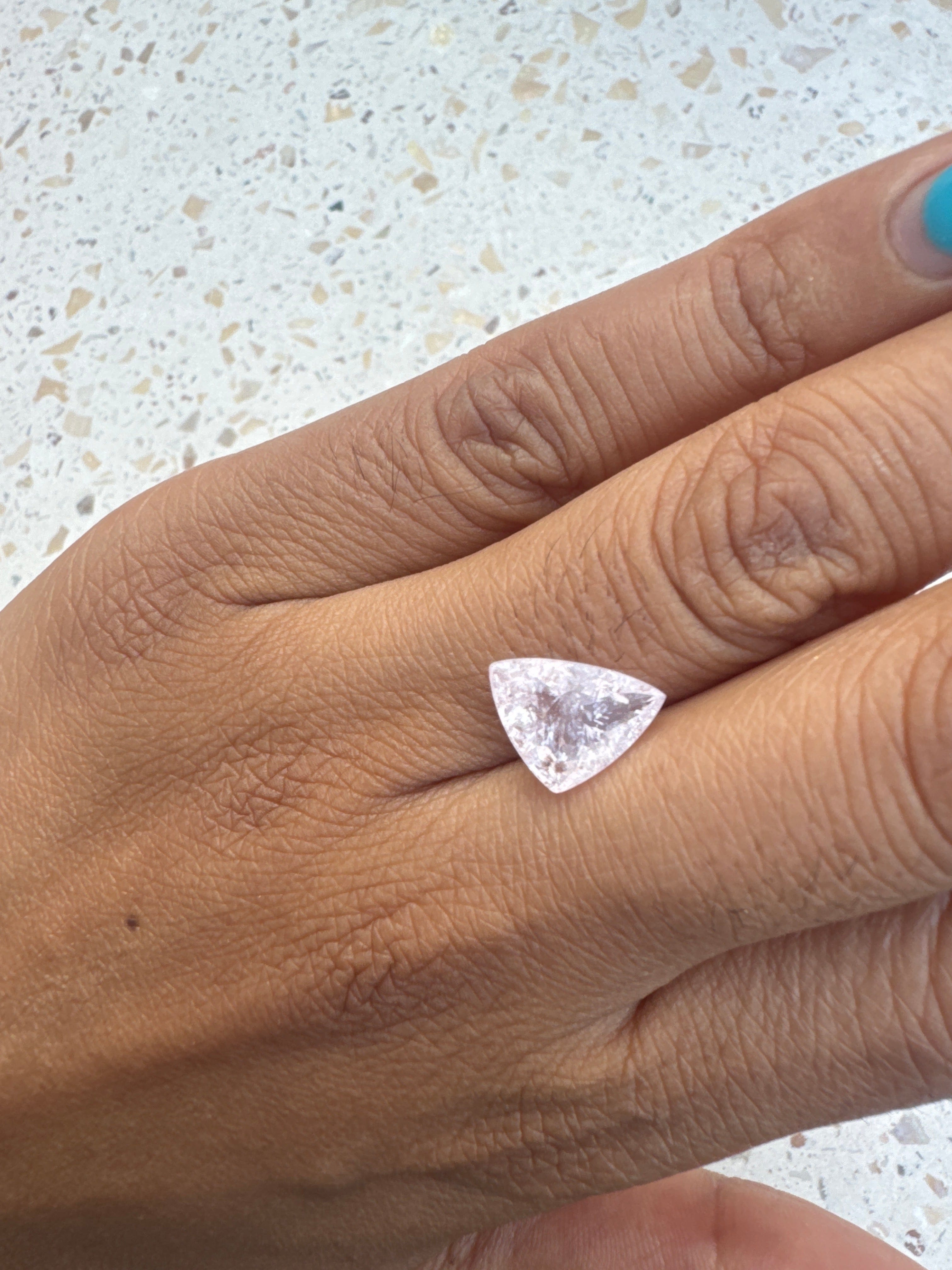 Luxury Promise Paraiba Pink 2.76ct DXBCD1077